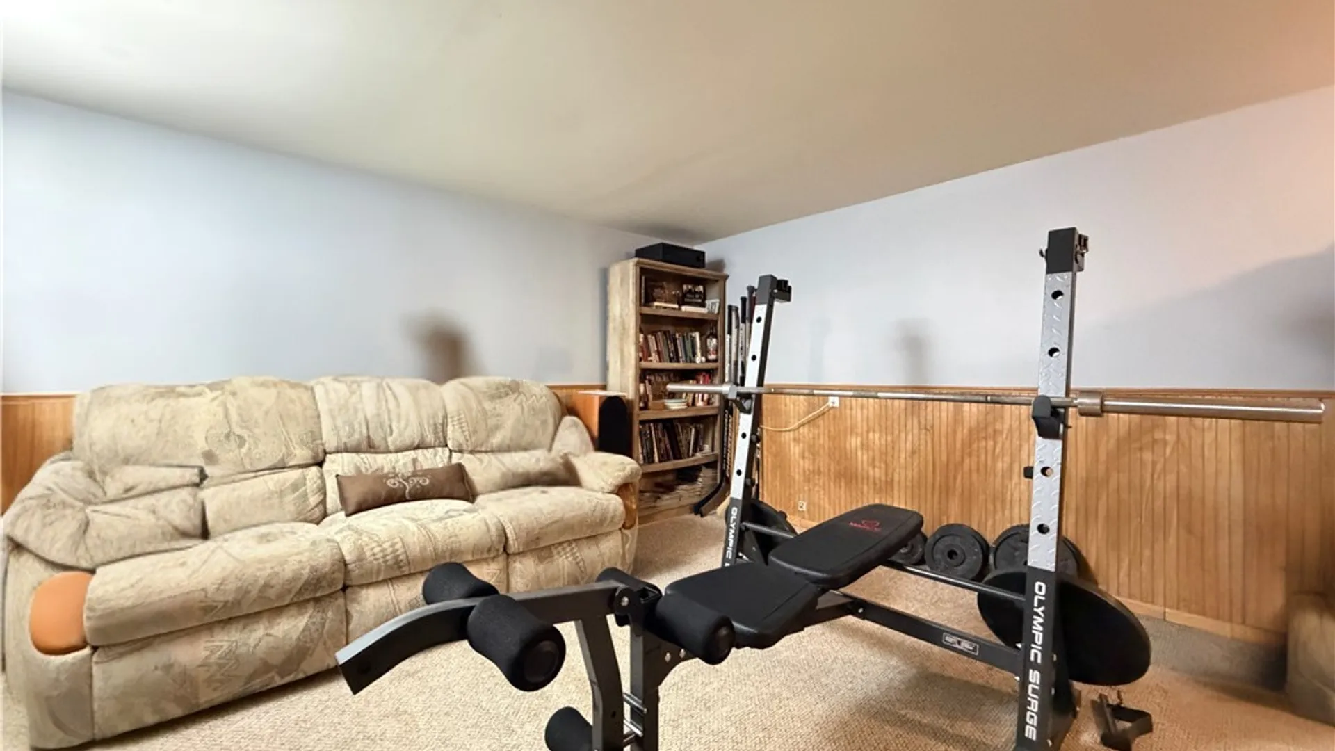Property at 223 Greenmeadow Drive, West Seneca, NY 14224 15
