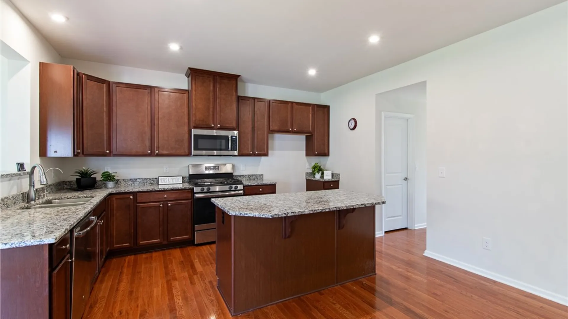 Property at 708 Hillspring, Webster, NY 14580 11
