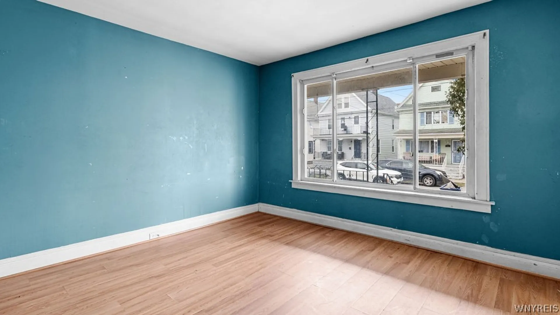 Property at 123 Peter Street, Buffalo, NY 14207 4