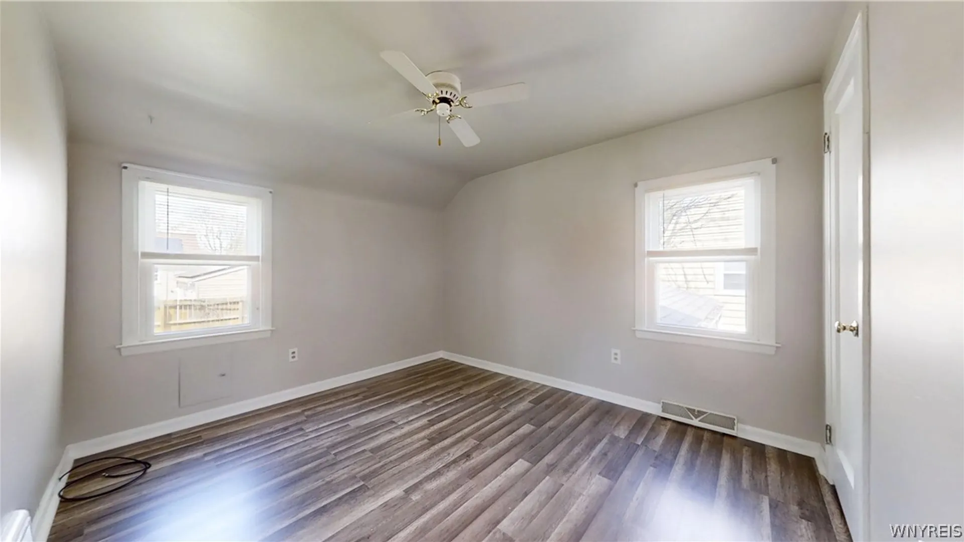 Property at 130 Kettering Drive, Tonawanda, NY 14223 10