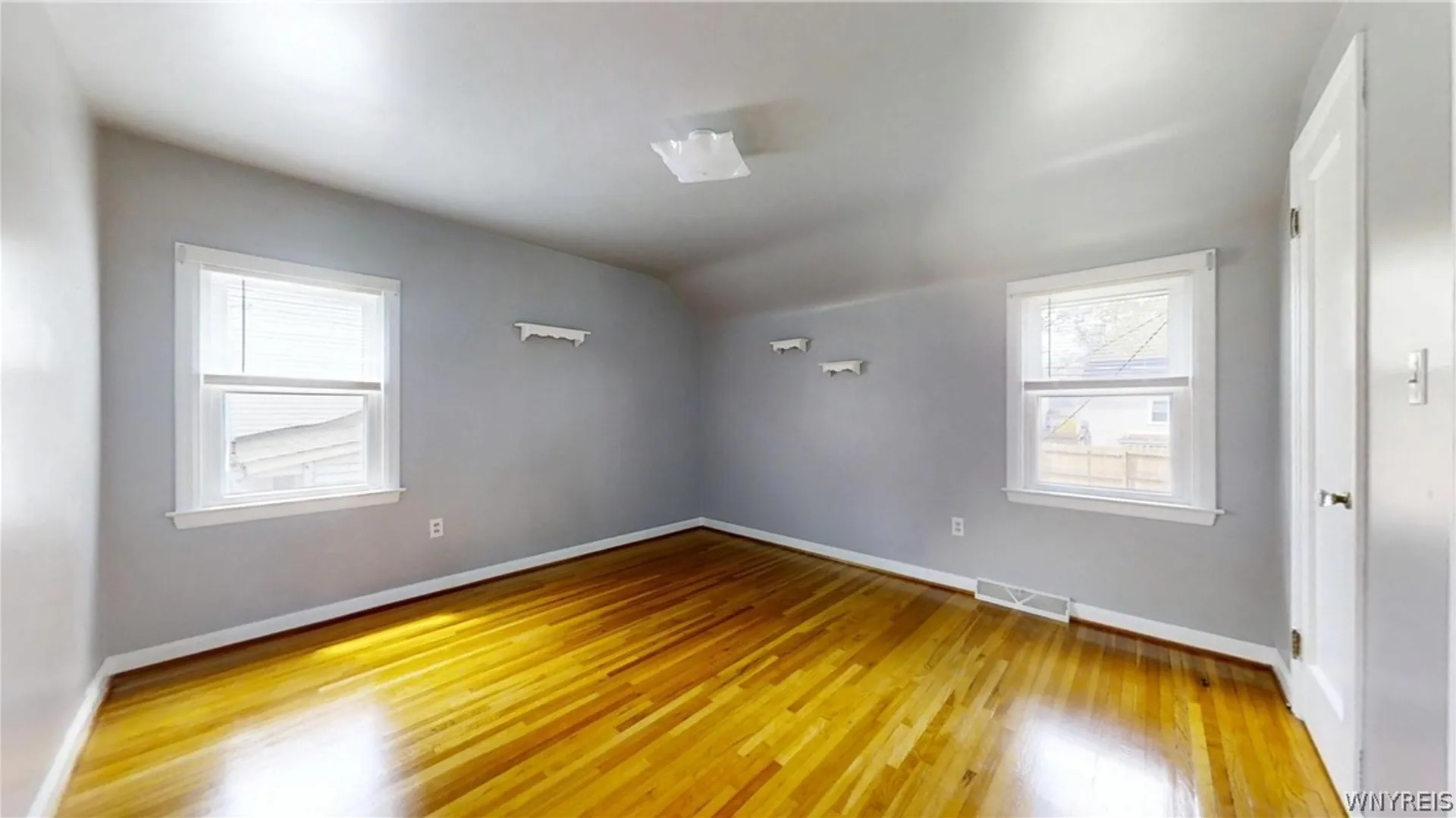 Property at 130 Kettering Drive, Tonawanda, NY 14223 13