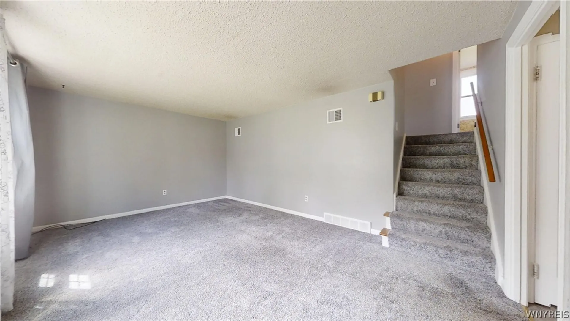 Property at 130 Kettering Drive, Tonawanda, NY 14223 4