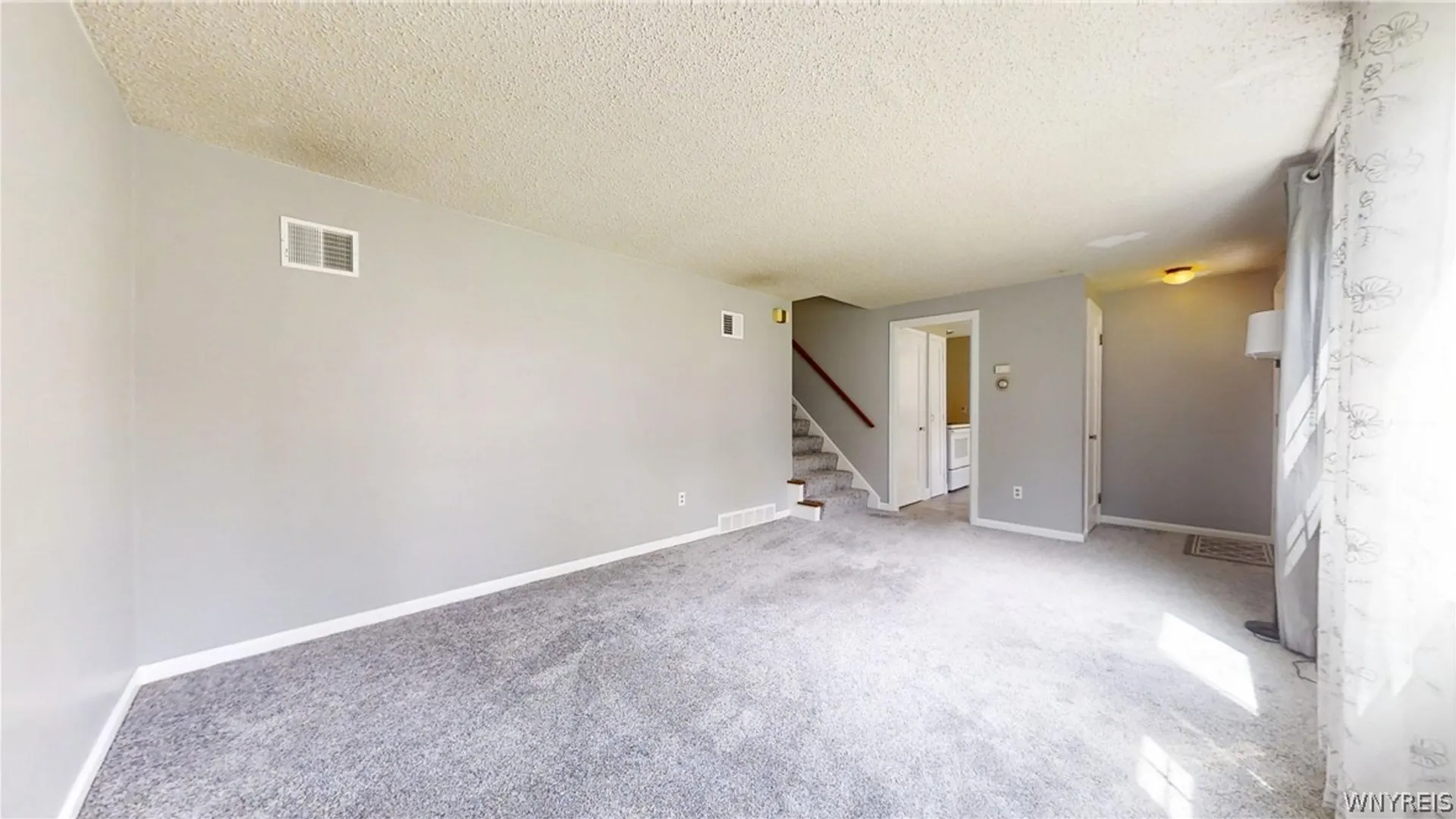 Property at 130 Kettering Drive, Tonawanda, NY 14223 5