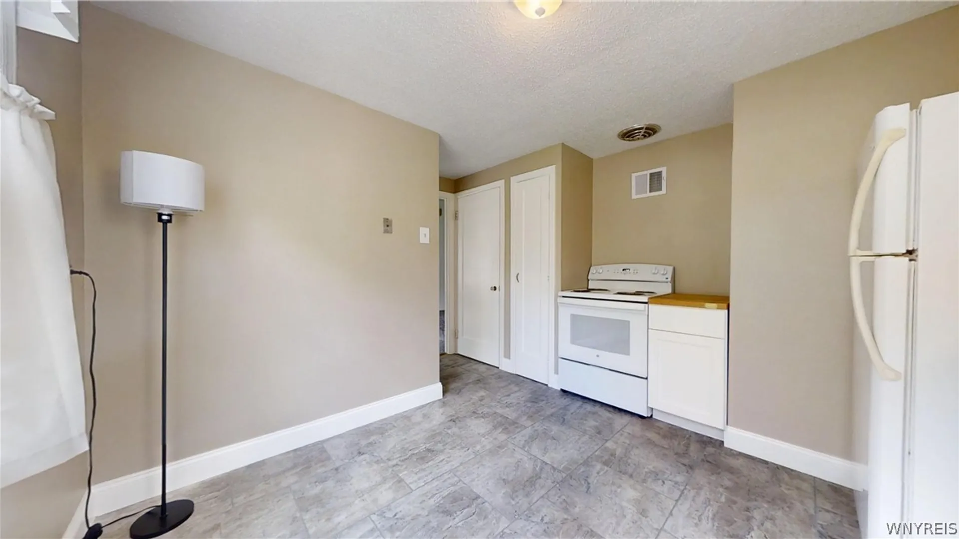 Property at 130 Kettering Drive, Tonawanda, NY 14223 8