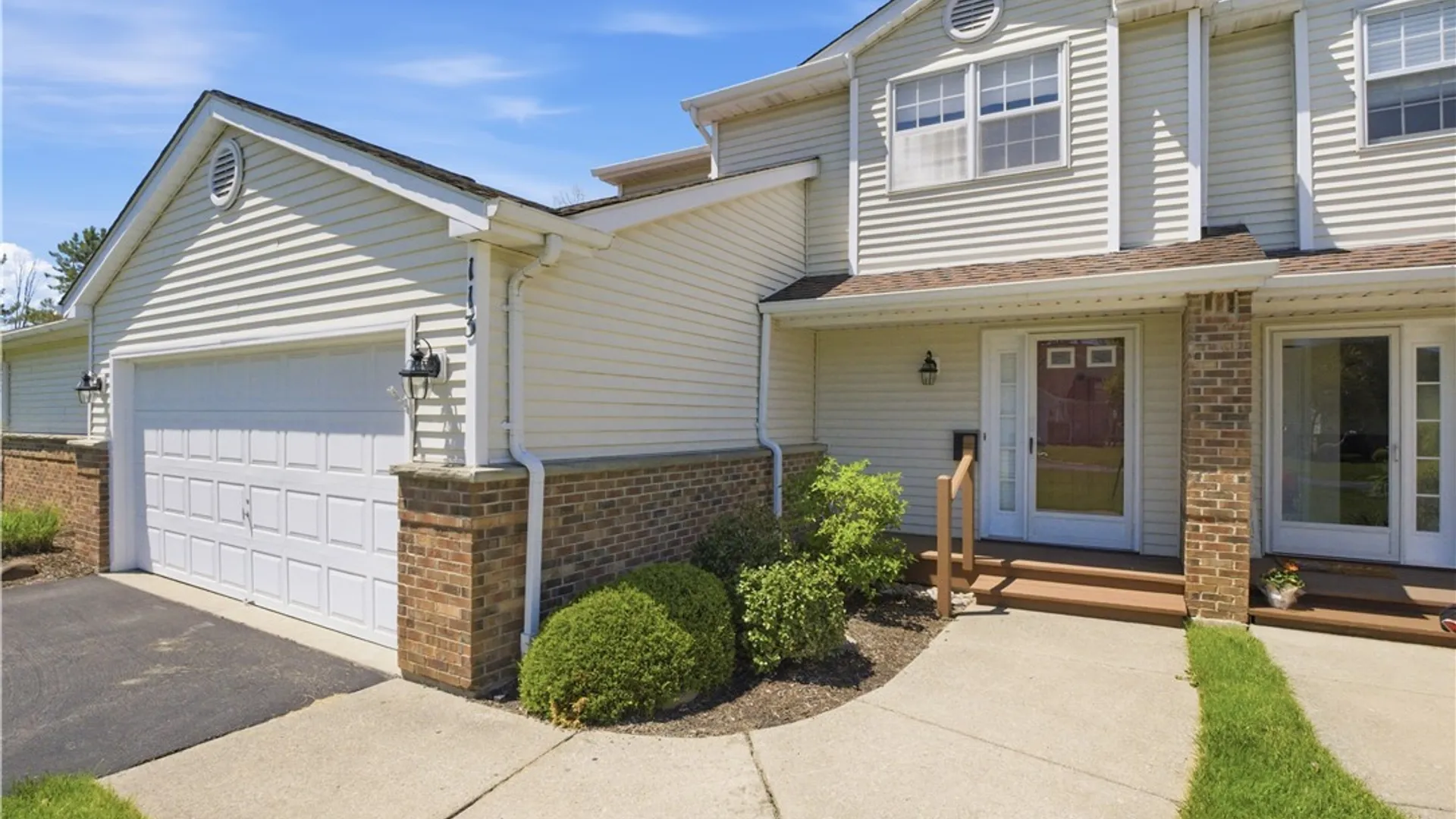 Property at 113 Southwick Drive, Orchard Park, NY 14127 2