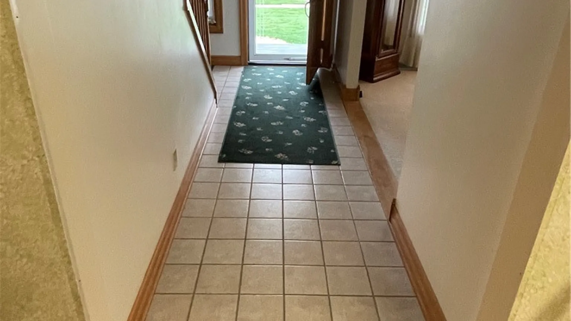 Property at 43 Garnet Drive, Cheektowaga, NY 14227 12