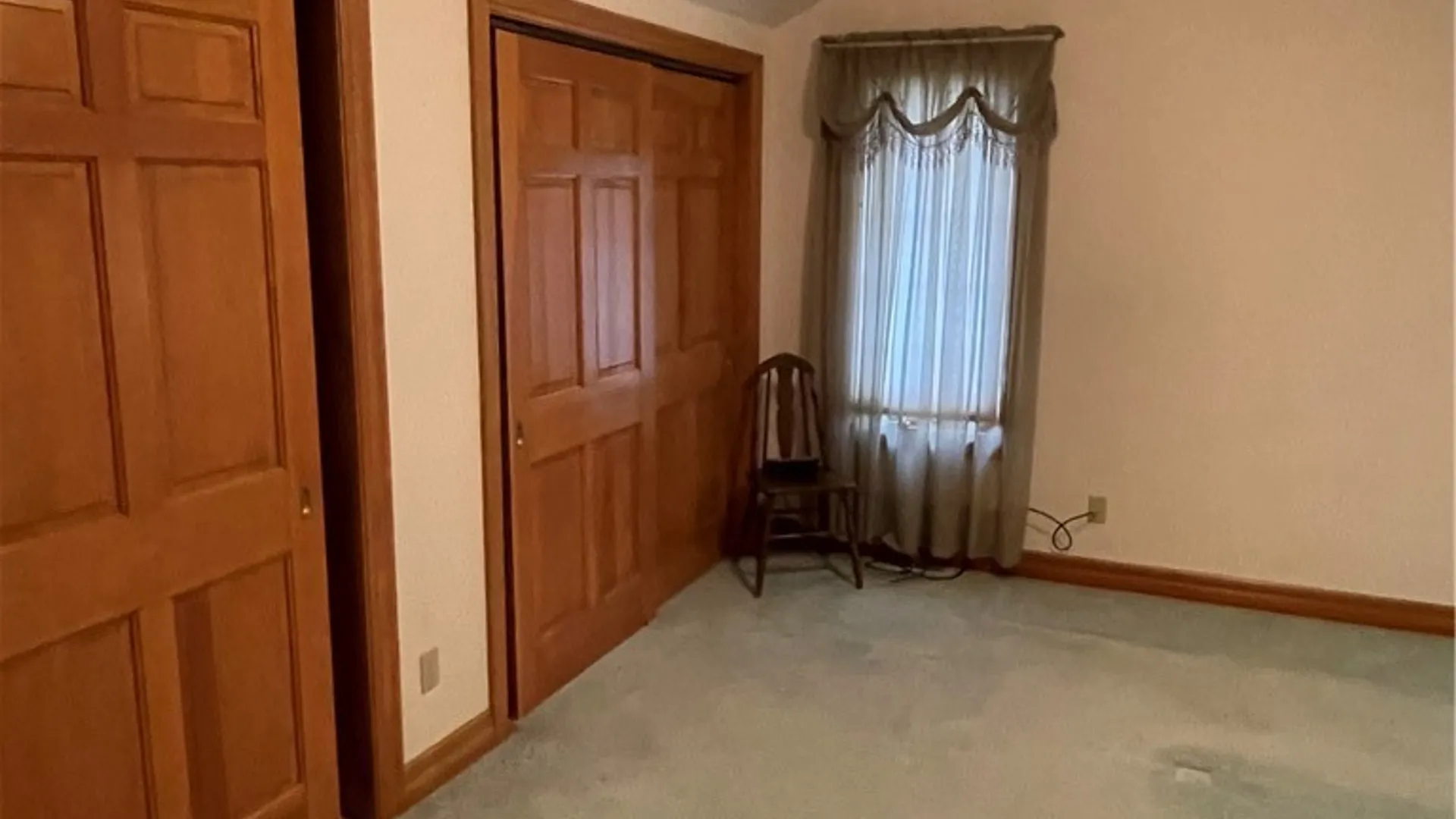 Property at 43 Garnet Drive, Cheektowaga, NY 14227 20