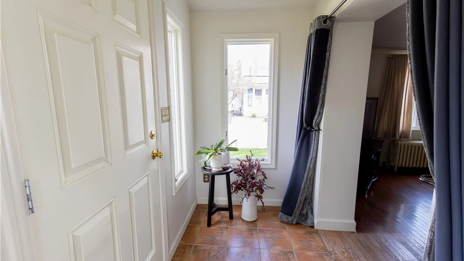 Property at 4519 Windsor, Hamburg, NY 14075 6