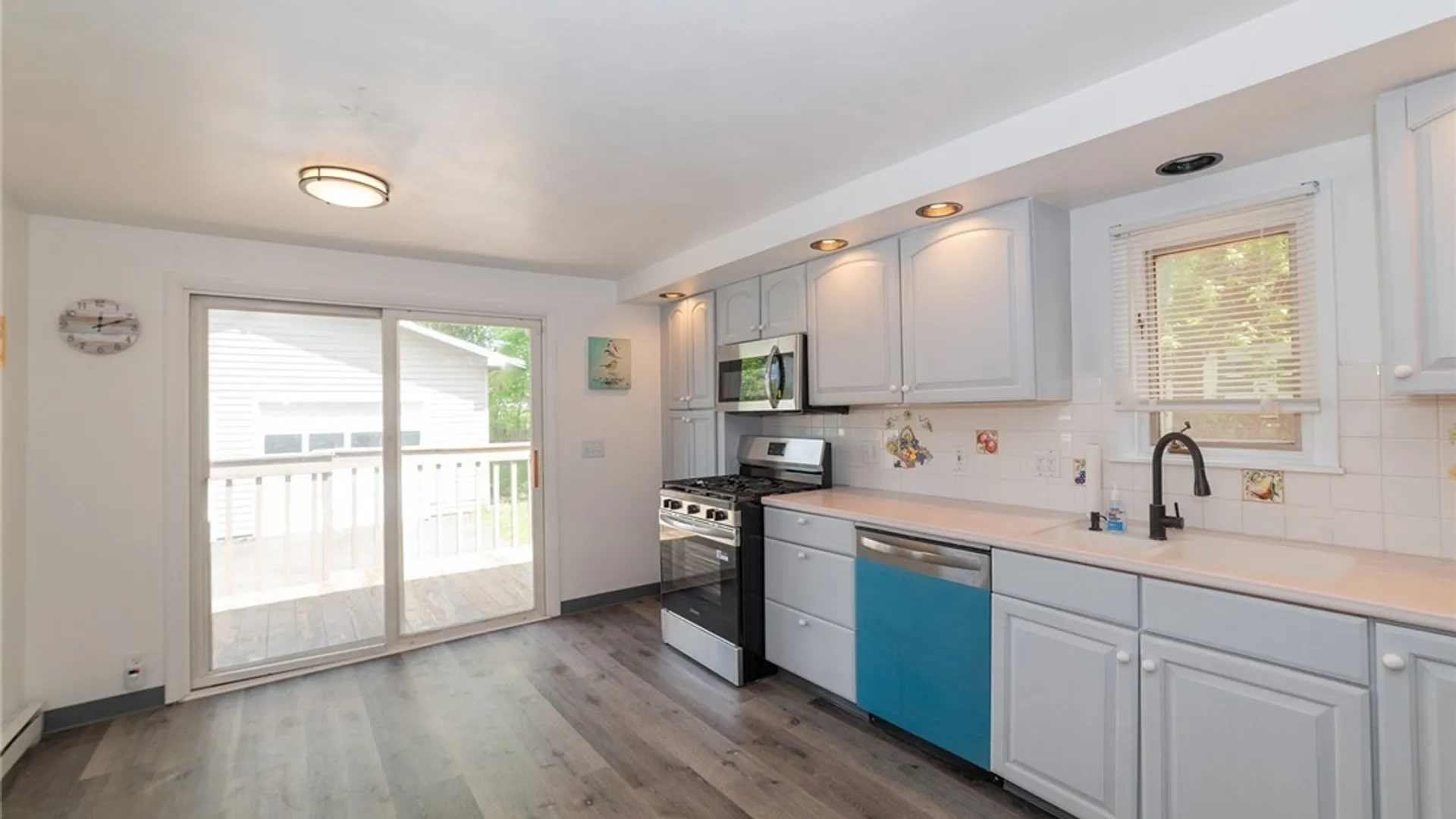 Property at 210 Ruhamah Avenue, Onondaga, NY 13205 23