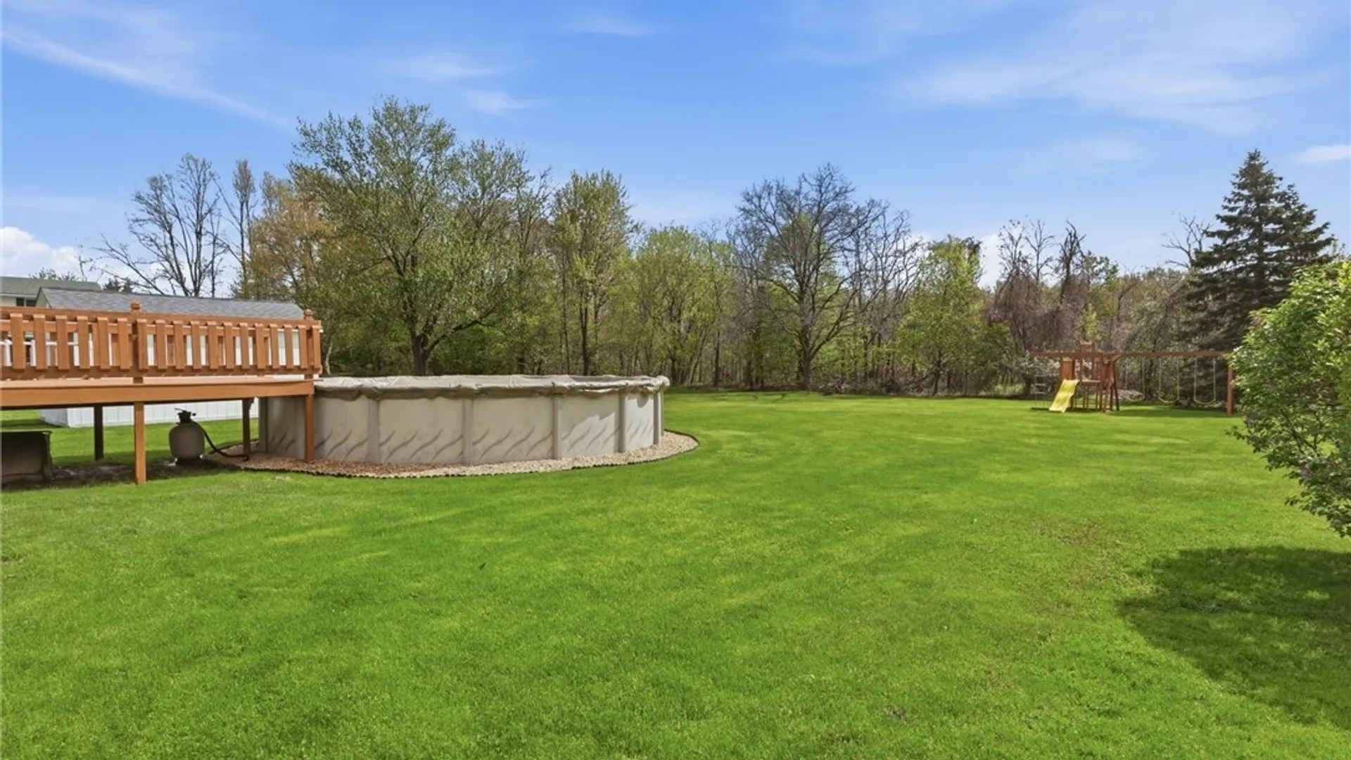 Property at 6585 Heather Drive, Lockport Town, NY 14094 41