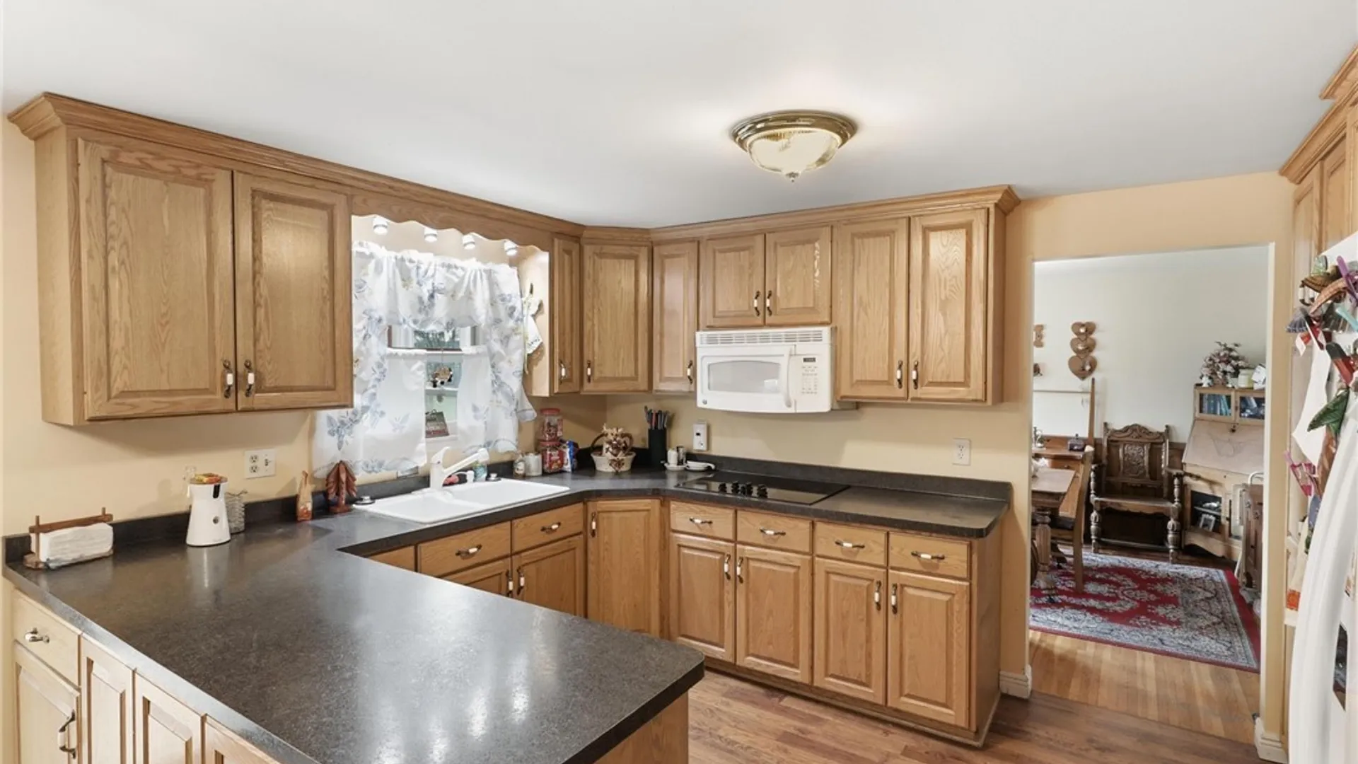 Property at 6585 Heather Drive, Lockport Town, NY 14094 5