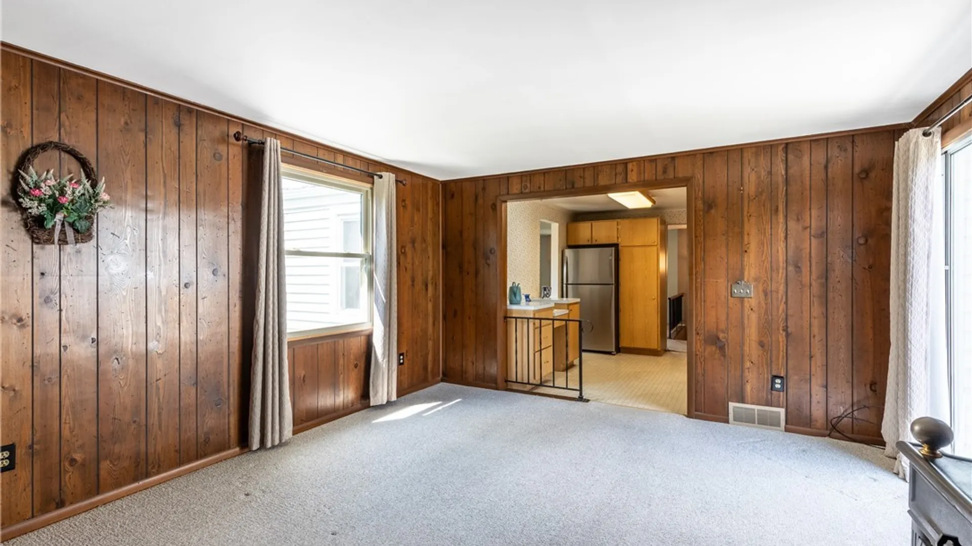 Property at 49 Paul Drive, Amherst, NY 14228 14