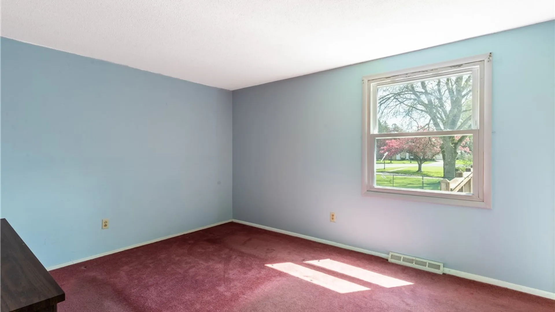 Property at 49 Paul Drive, Amherst, NY 14228 15
