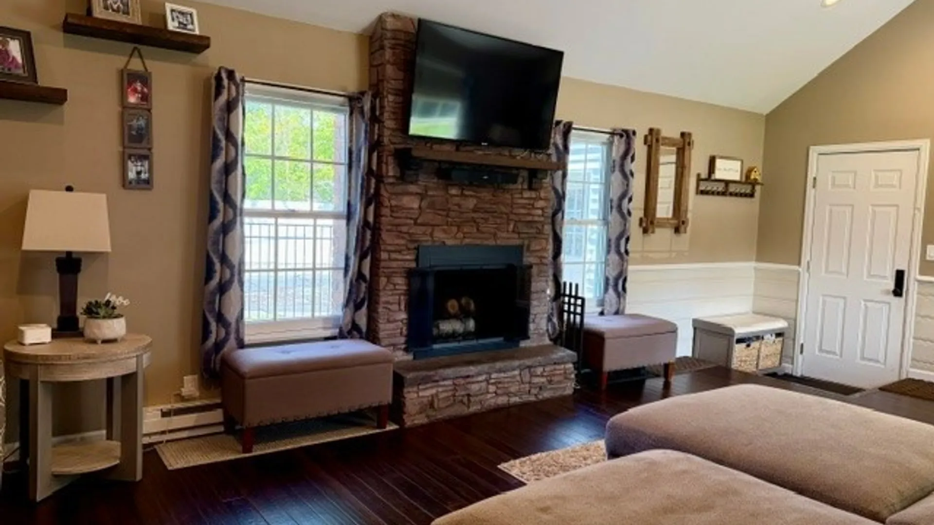 Property at 20 Copley Sq, Amherst, NY 14221 15