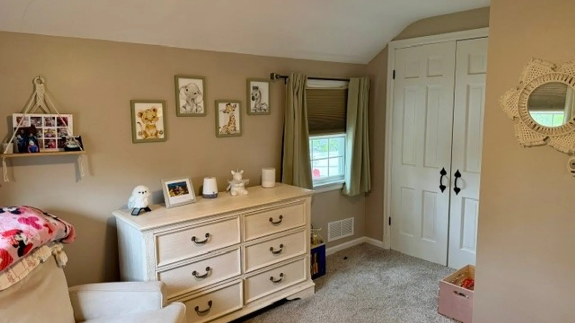 Property at 20 Copley Sq, Amherst, NY 14221 25