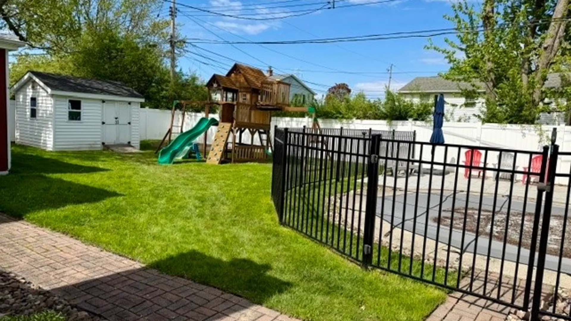 Property at 20 Copley Sq, Amherst, NY 14221 31