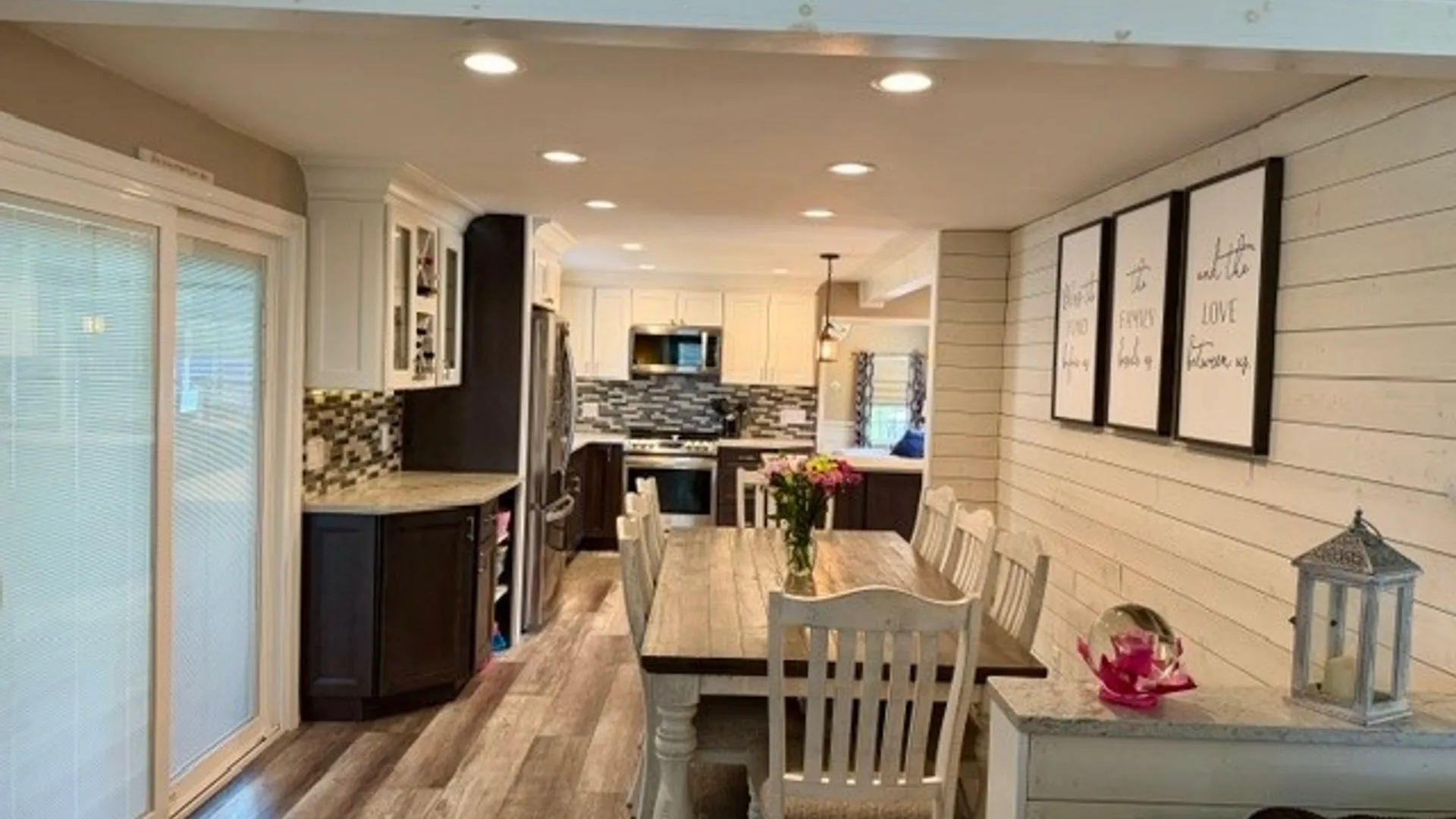 Property at 20 Copley Sq, Amherst, NY 14221 6