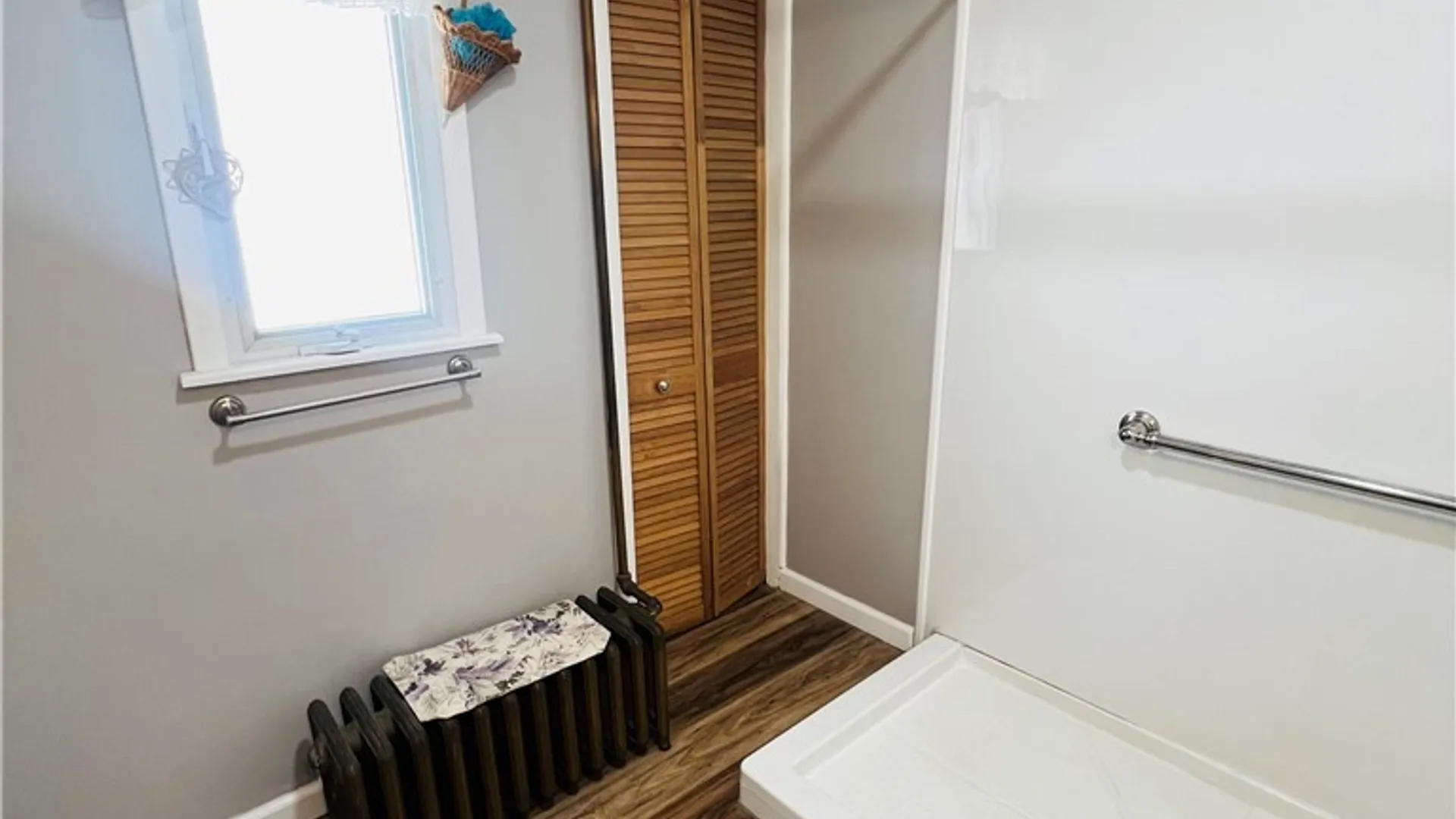 Property at 103 Peabody Street, Buffalo, NY 14210 10