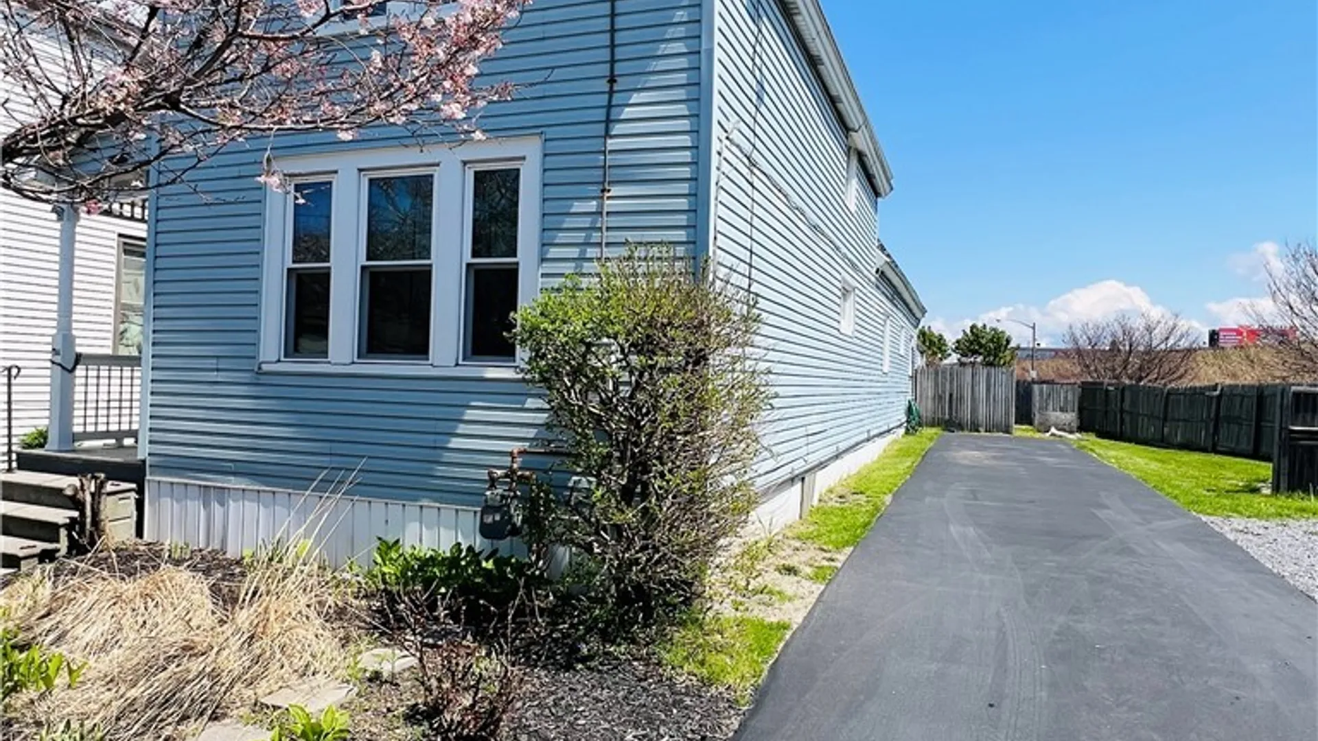 Property at 103 Peabody Street, Buffalo, NY 14210 7