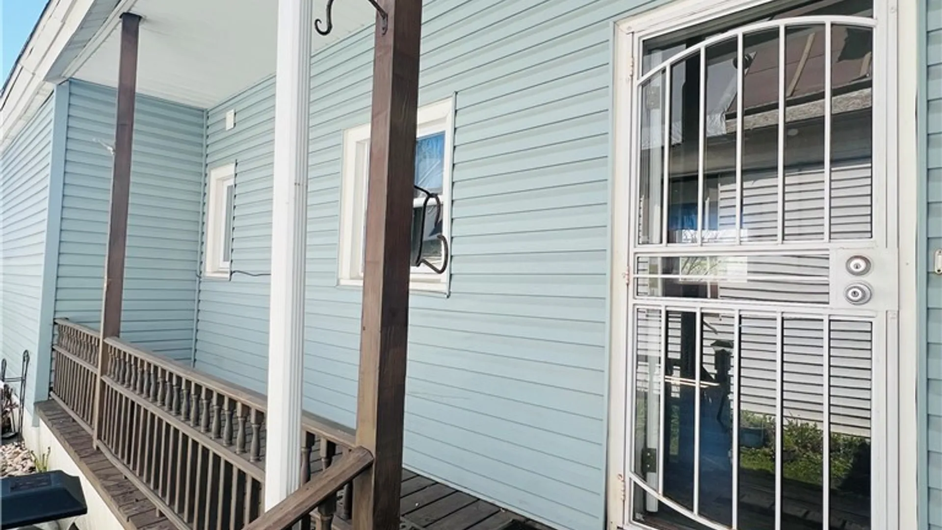 Property at 103 Peabody Street, Buffalo, NY 14210 8
