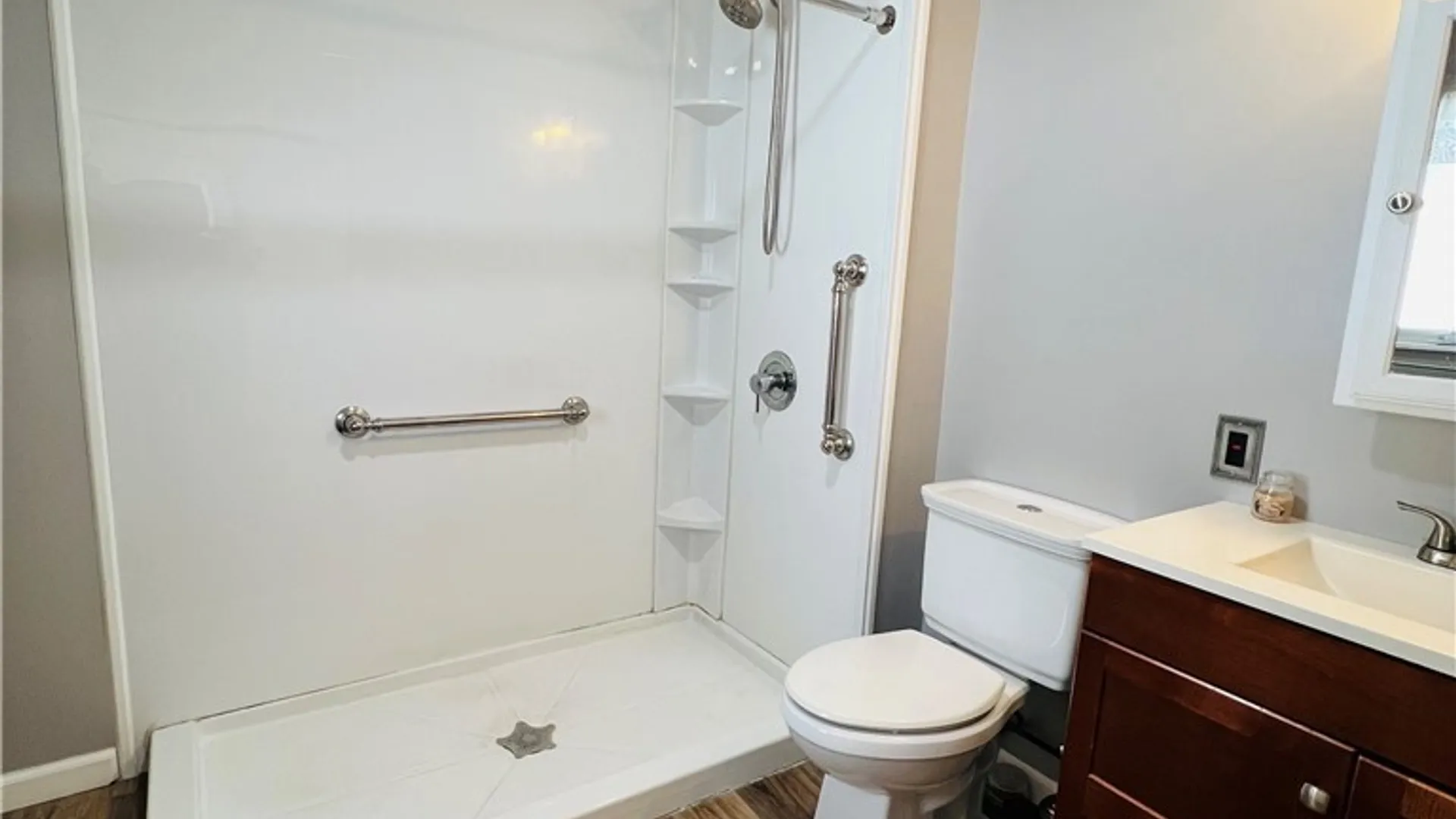 Property at 103 Peabody Street, Buffalo, NY 14210 9