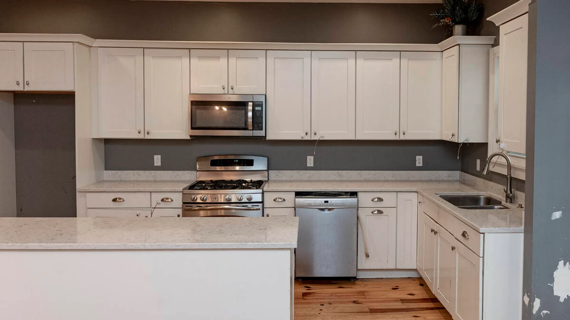 Property at 11 River Street, Schenectady, NY 12305 4