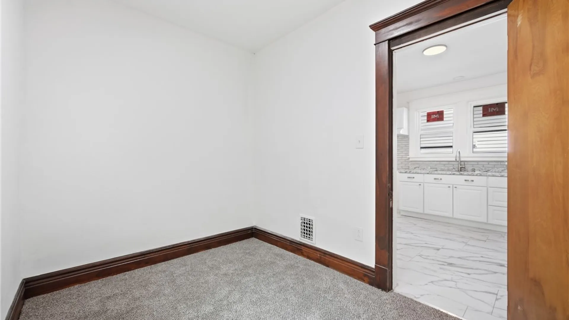 Property at 20 Garfield Street, Buffalo, NY 14207 15