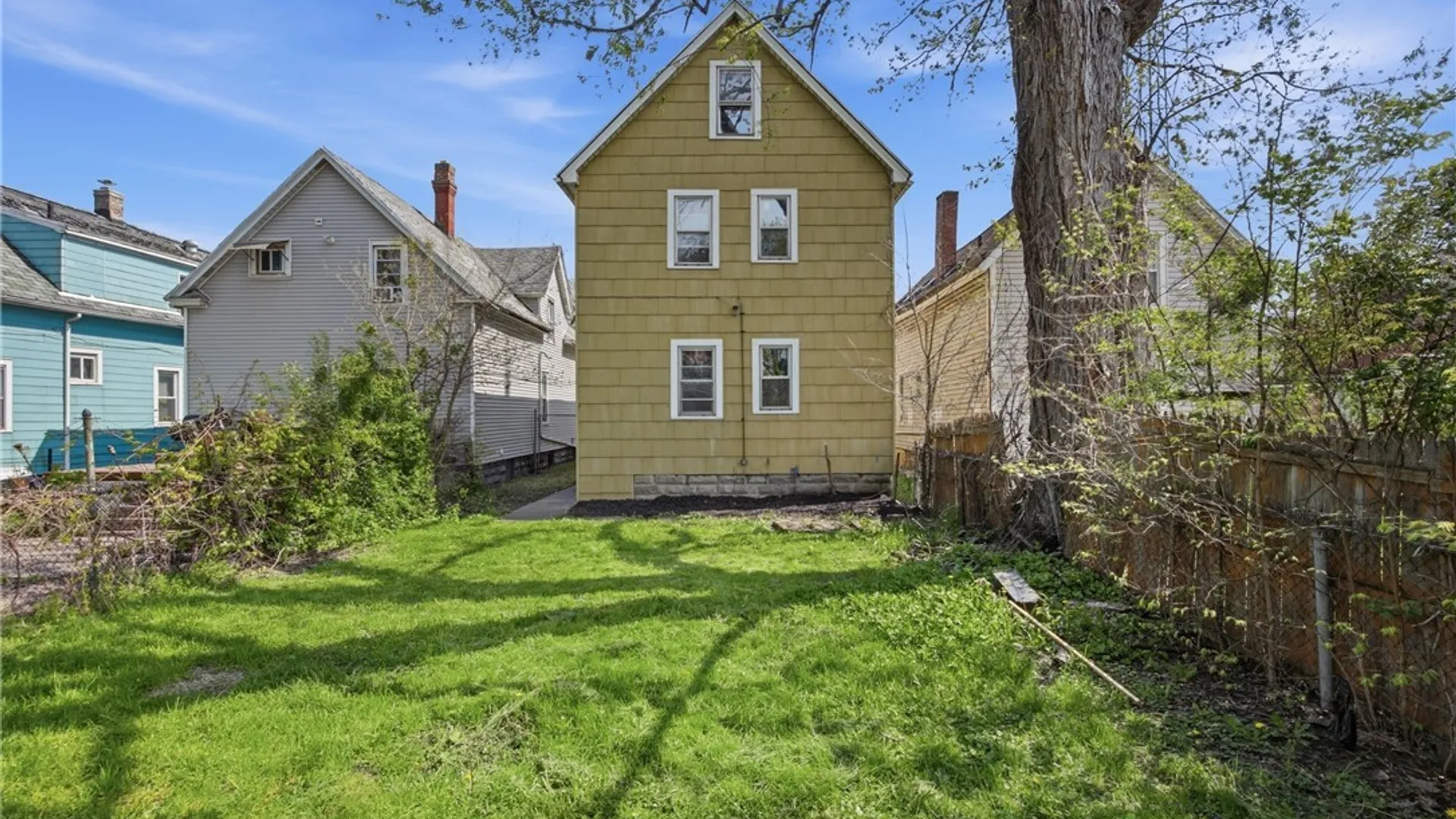Property at 20 Garfield Street, Buffalo, NY 14207 38