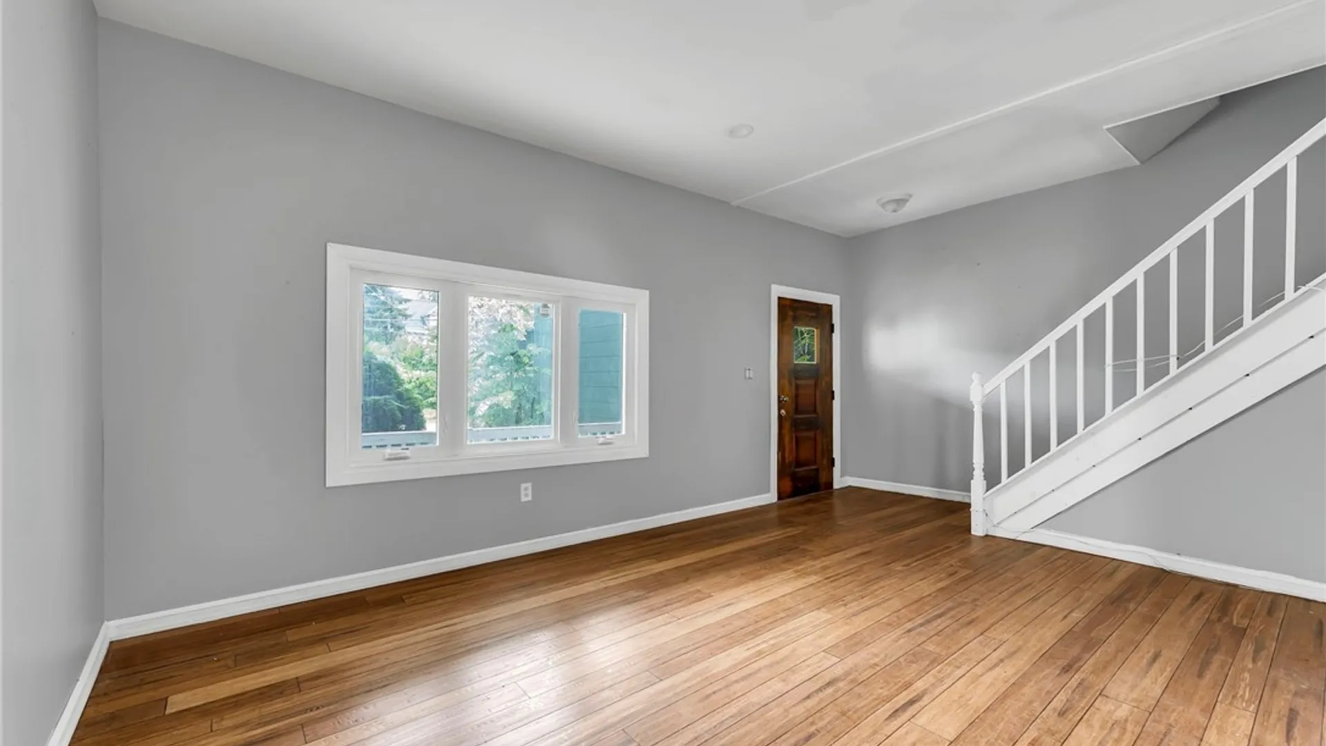 Property at 33 Lafayette Avenue, Buffalo, NY 14213 15