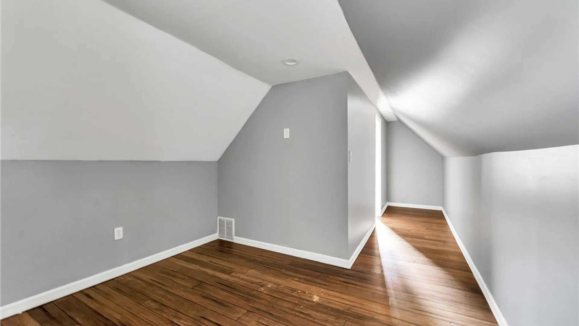 Property at 33 Lafayette Avenue, Buffalo, NY 14213 22