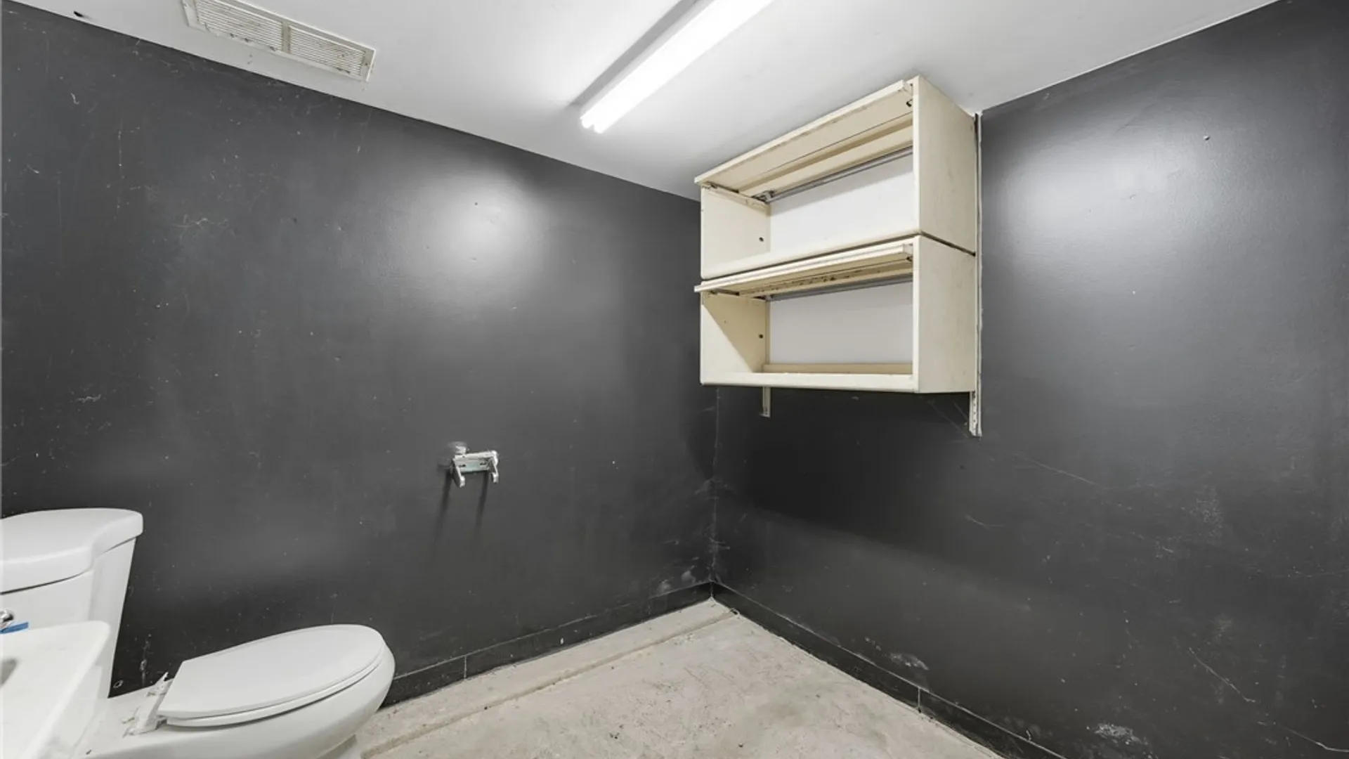 Property at 1133 Tonawanda Street, Buffalo, NY 14207 41