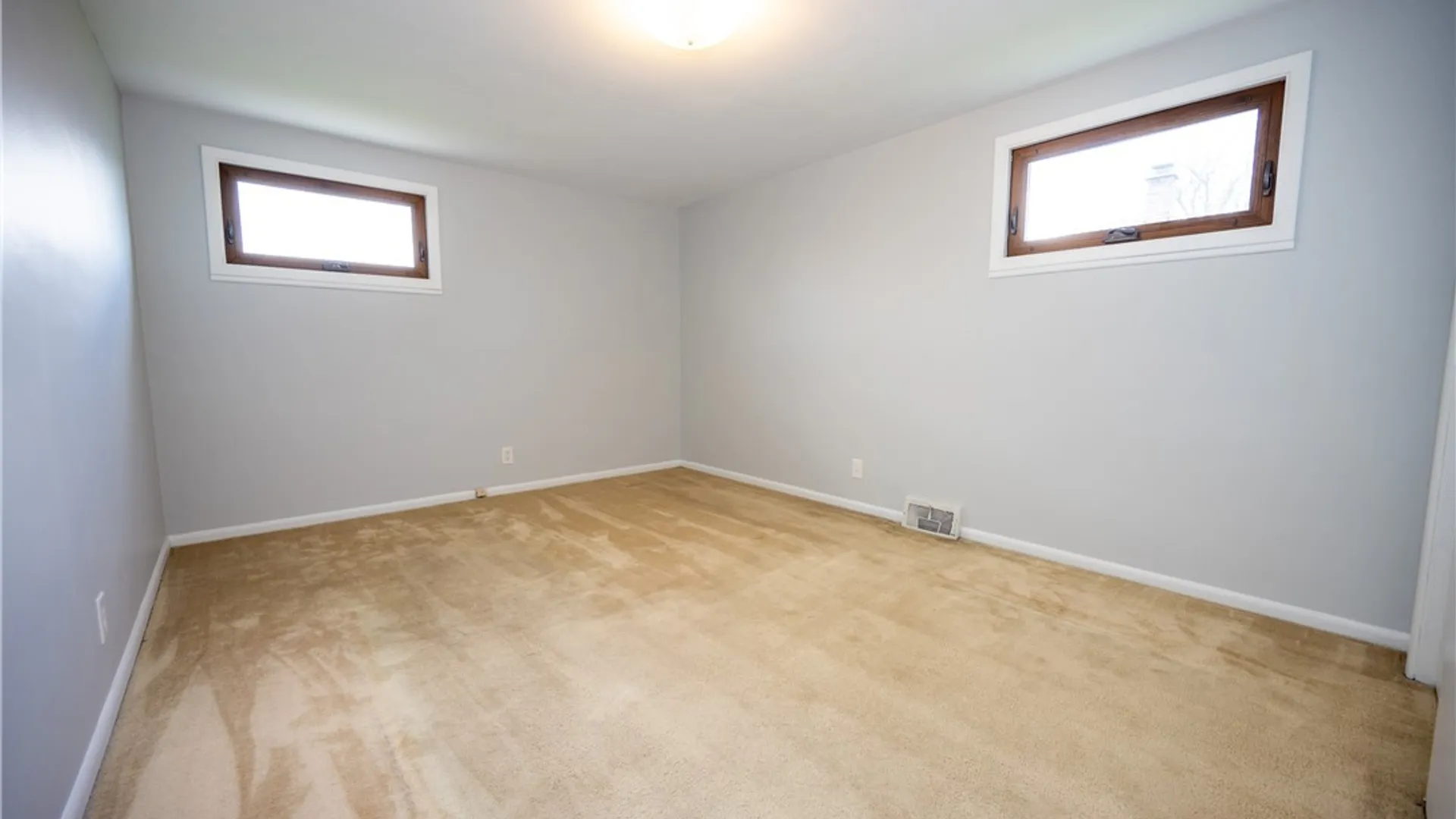 Property at 71 Laura Court, Cheektowaga, NY 14227 29