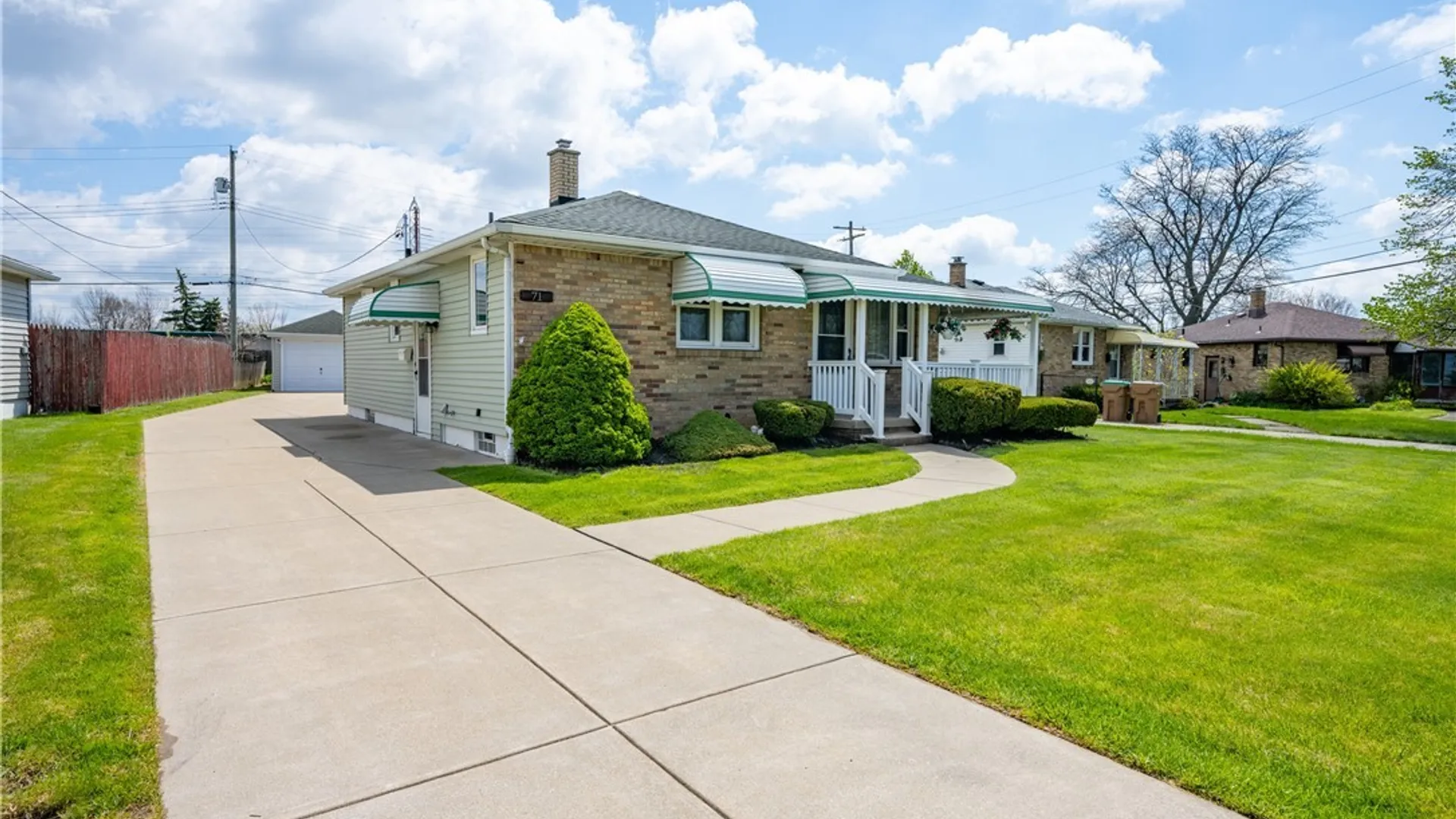 Property at 71 Laura Court, Cheektowaga, NY 14227 3