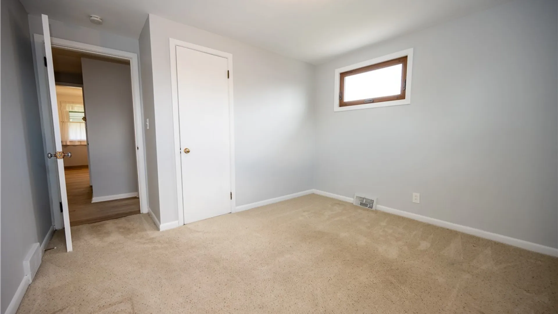 Property at 71 Laura Court, Cheektowaga, NY 14227 36