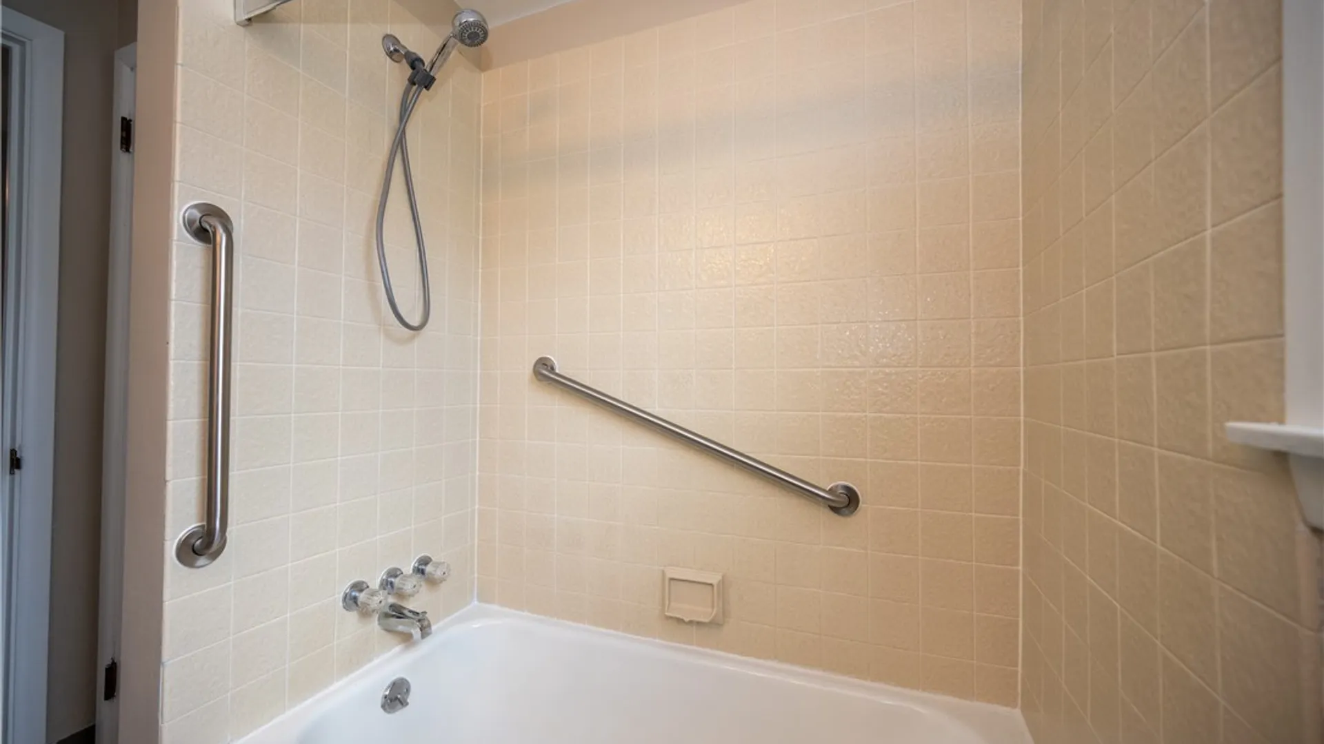 Property at 71 Laura Court, Cheektowaga, NY 14227 39