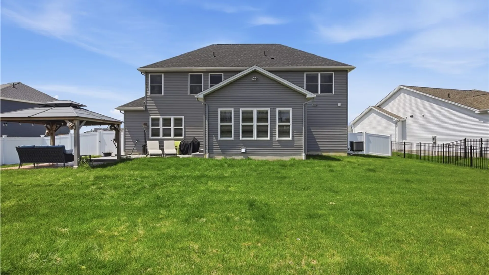 Property at 4665 Carlyes Court, Hamburg, NY 14075 39