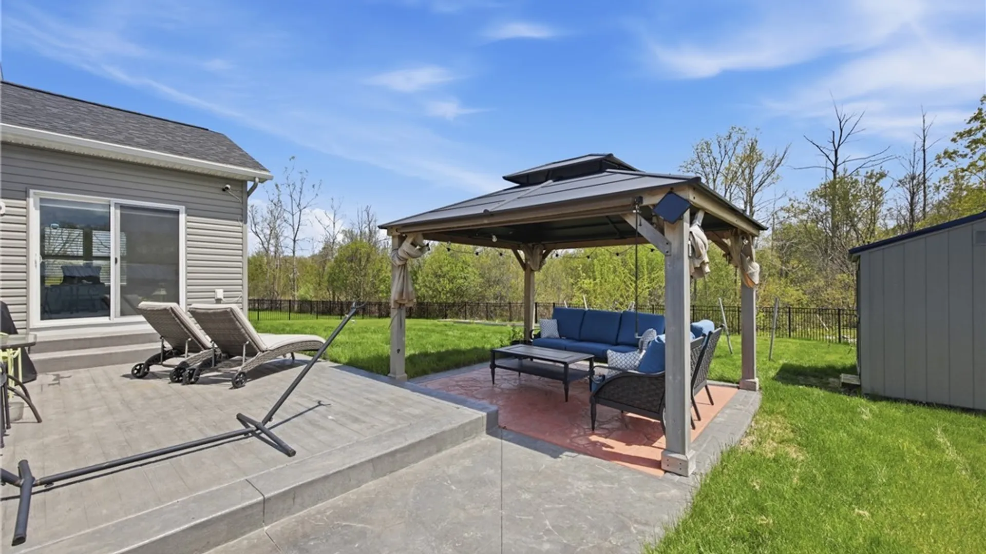 Property at 4665 Carlyes Court, Hamburg, NY 14075 41