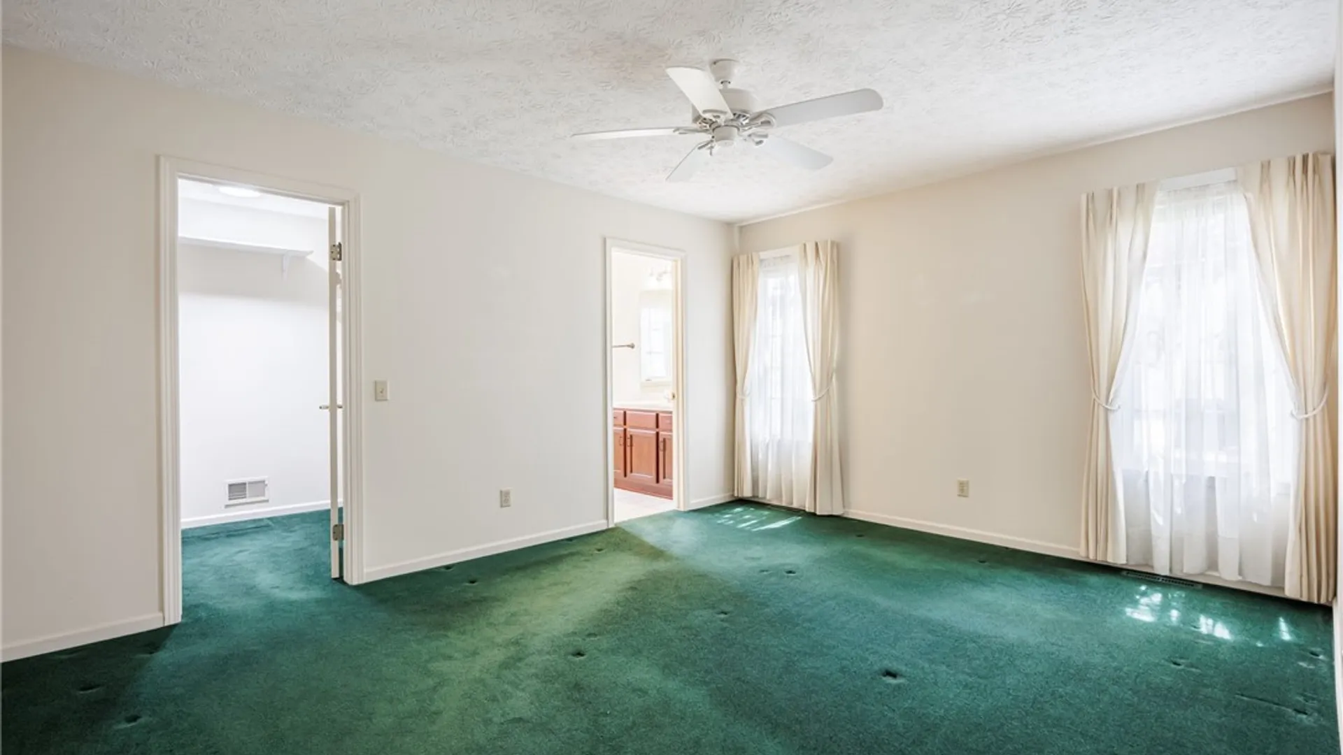 Property at 80 Albury Drive, Greece, NY 14626 13