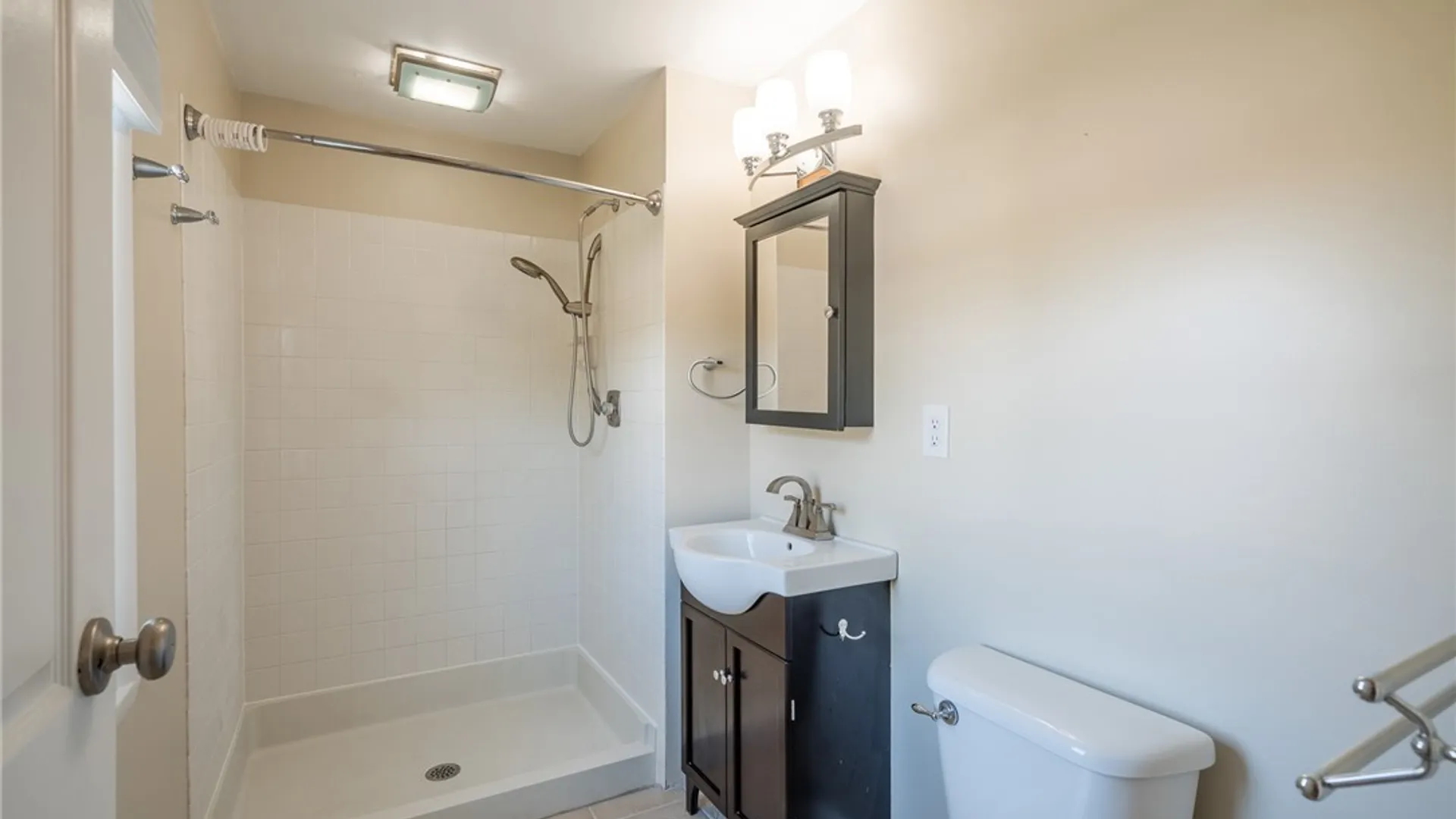 Property at 4071 Sesame Path, Clay, NY 13090 33