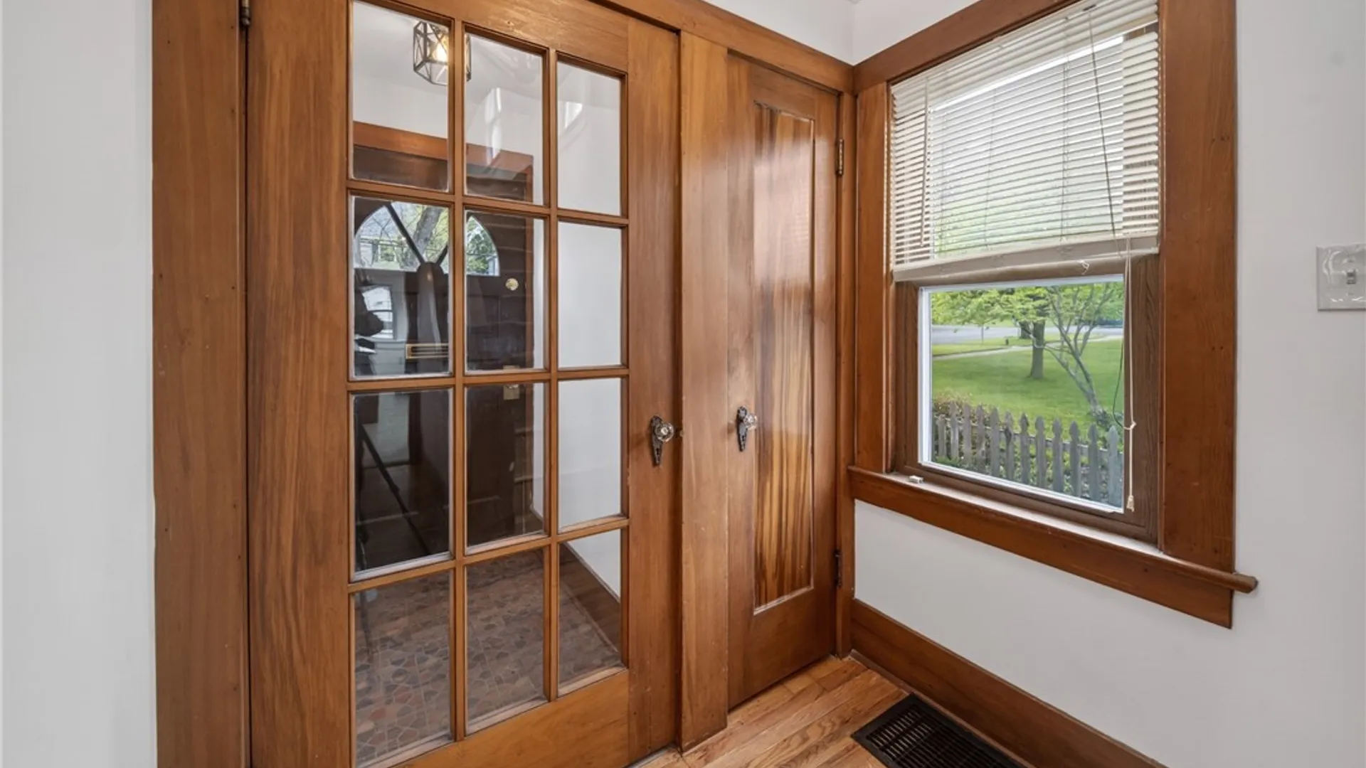 Property at 406 Scott Ave, Syracuse, NY 13224 10