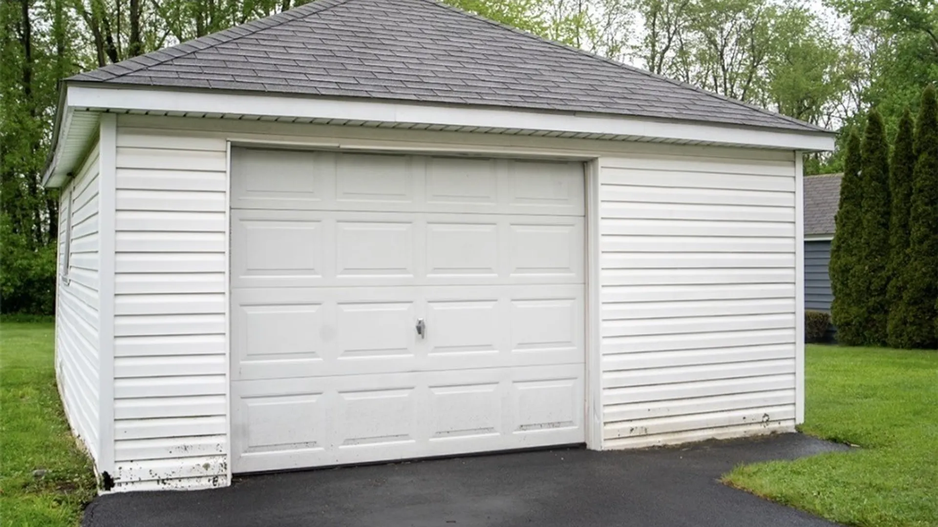 Property at 121 Riverside Drive, Utica, NY 13502 3