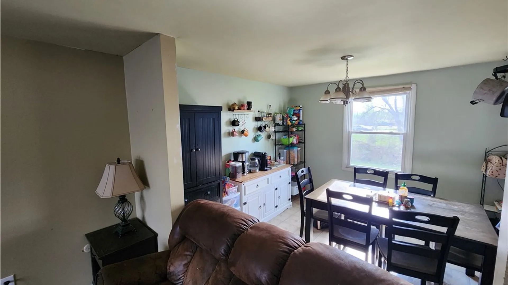 Property at 8085 Thurston Drive, Cicero, NY 13039 11