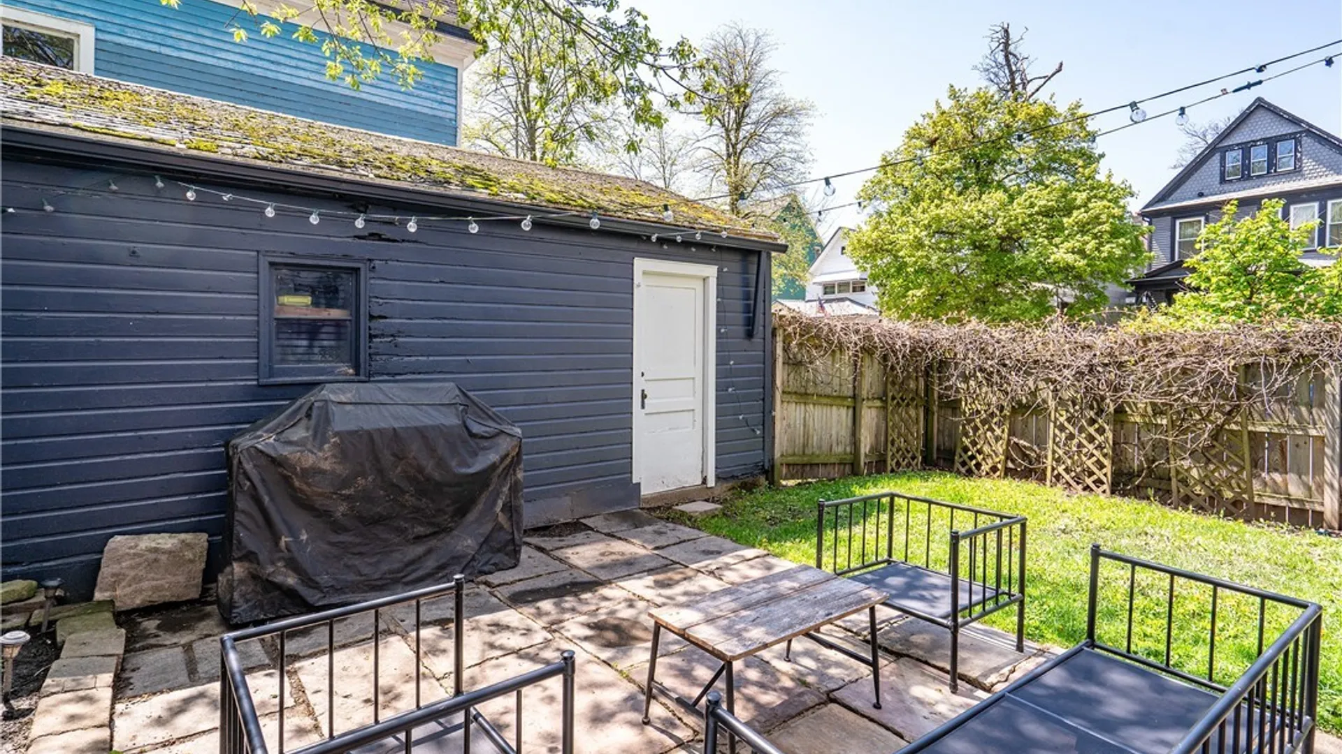 Property at 433 Breckenridge Street, Buffalo, NY 14213 32