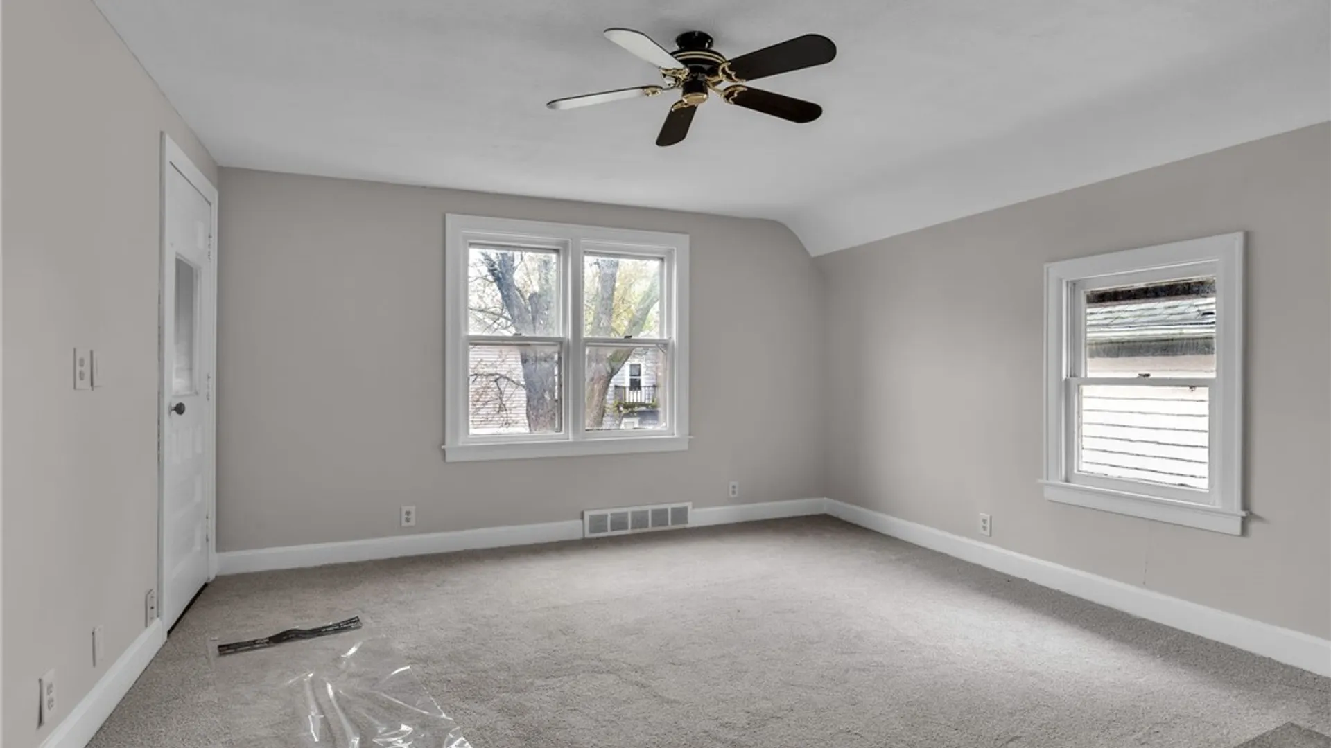 Property at 279 Niagara Street, Tonawanda, NY 14150 29