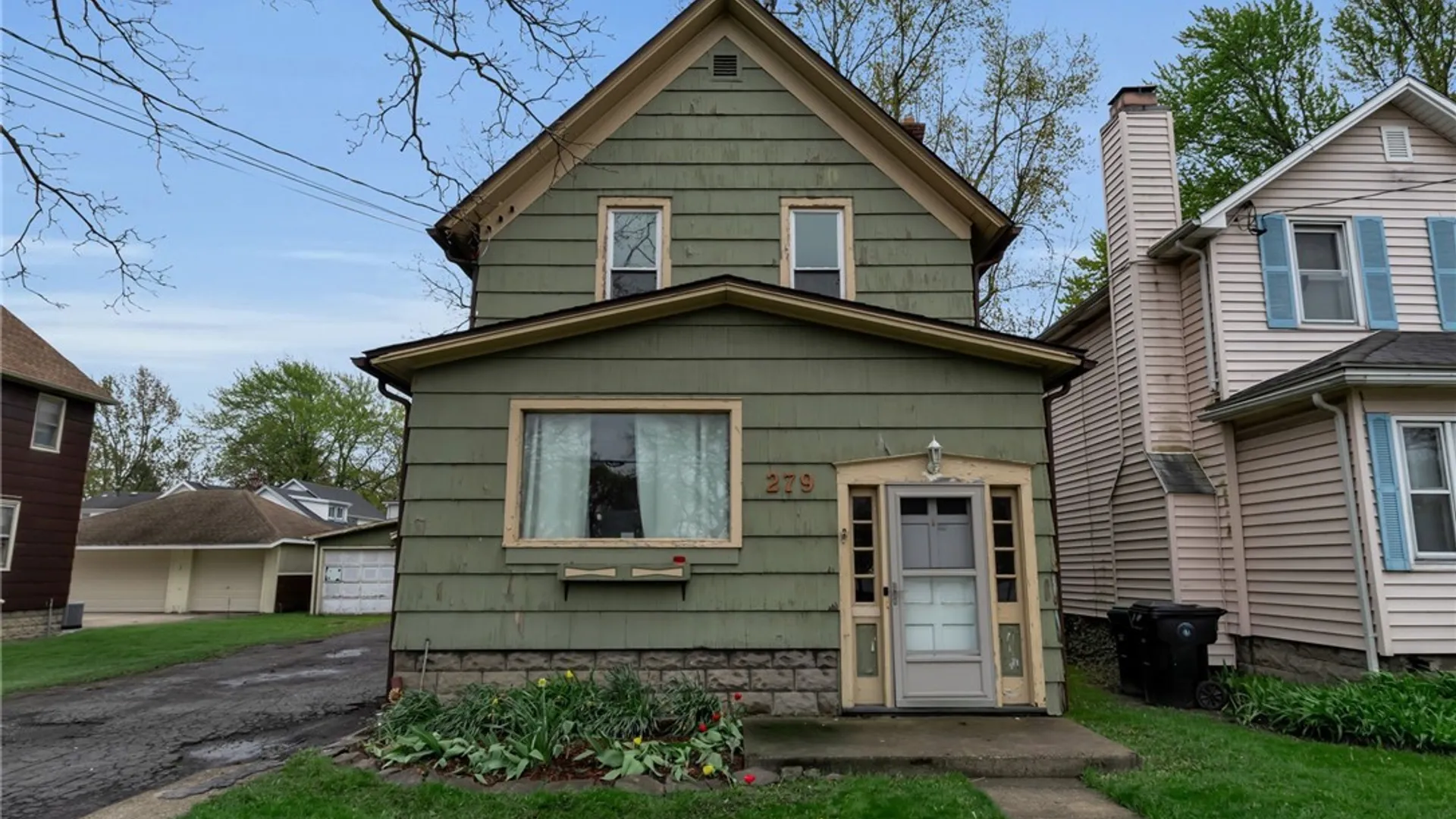 Property at 279 Niagara Street, Tonawanda, NY 14150 3