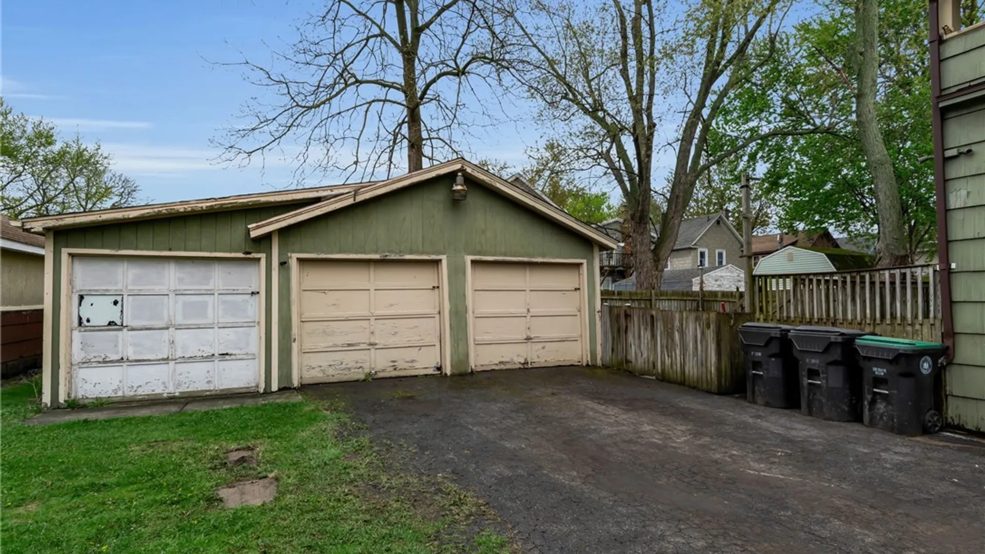 Property at 279 Niagara Street, Tonawanda, NY 14150 5