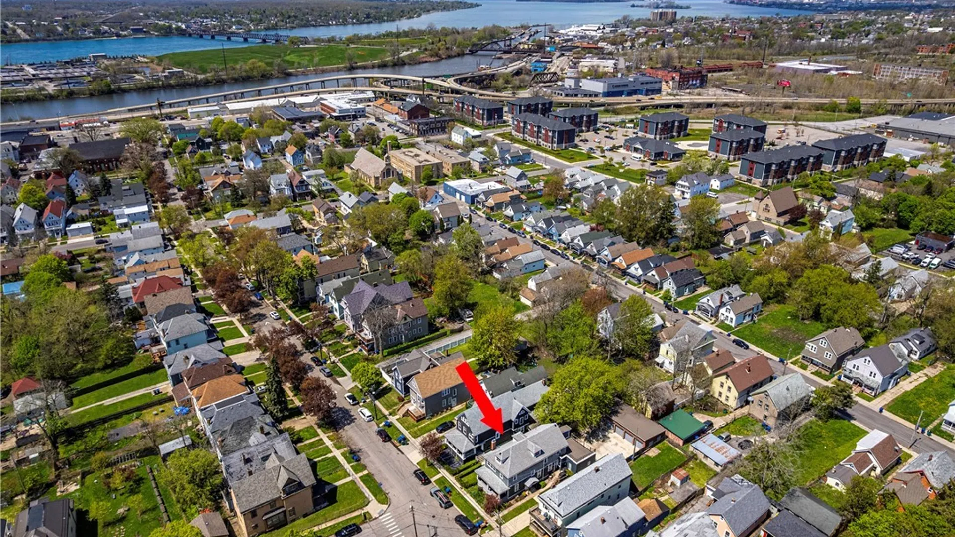 Property at 186 Bird Avenue, Buffalo, NY 14213 3