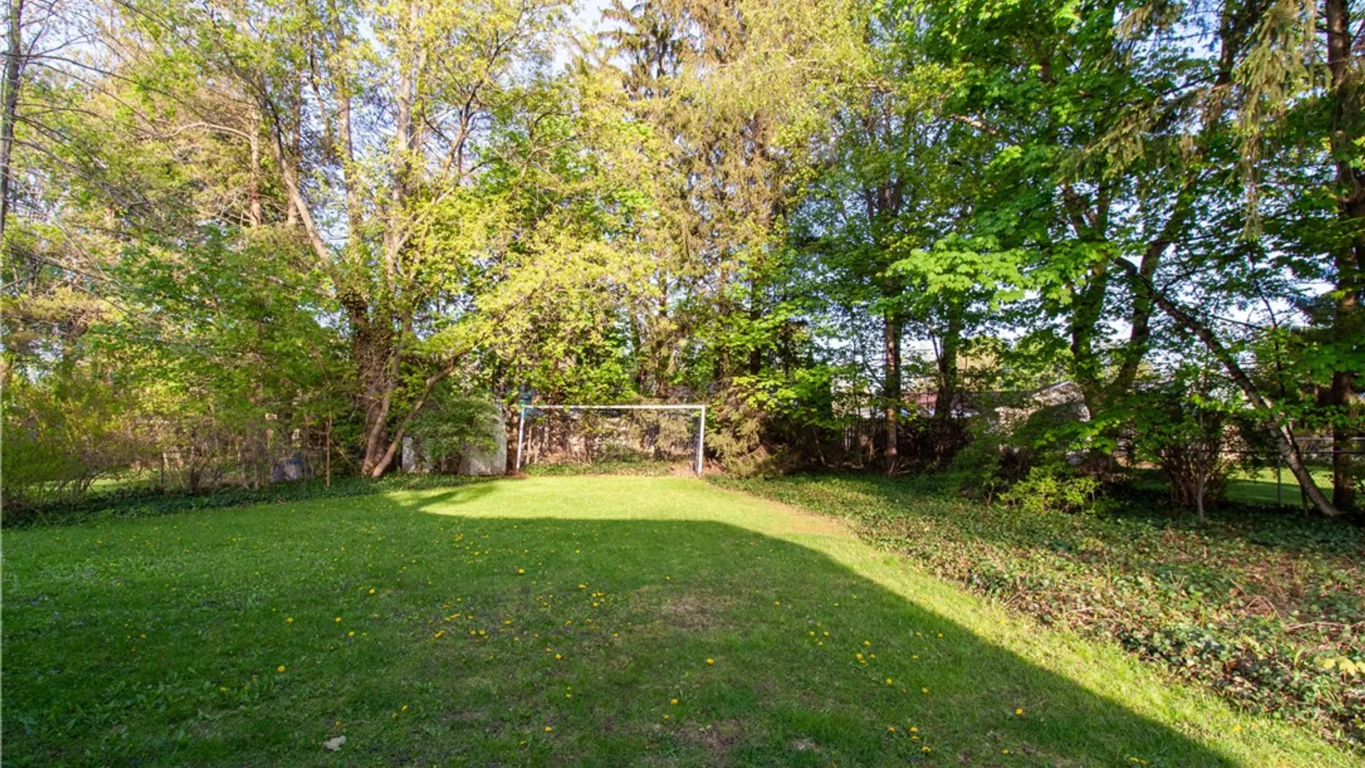 Property at 100 Newcastle Road, Rochester, NY 14610 11