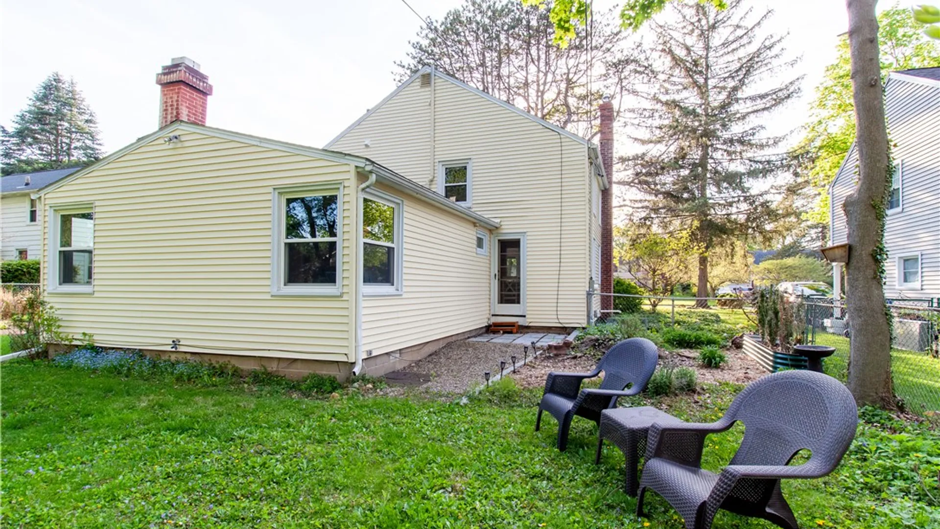 Property at 100 Newcastle Road, Rochester, NY 14610 12