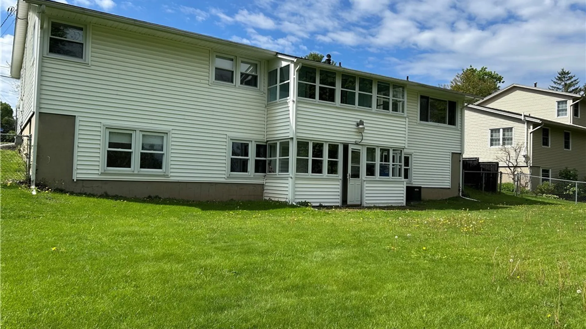 Property at 39 Elm Hill way, Camillus, NY 13031 41